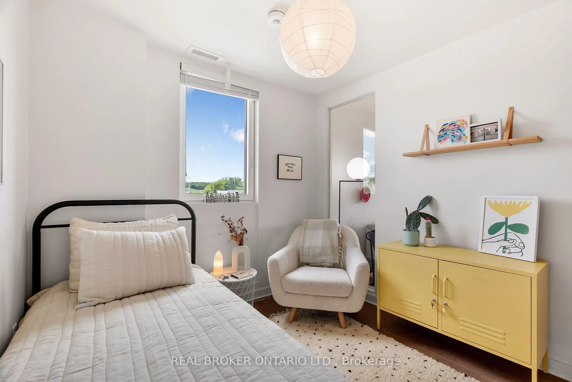 Photo 34 of Unit 307, 135 Barrette Street, Ottawa, Vanier — HOMEH