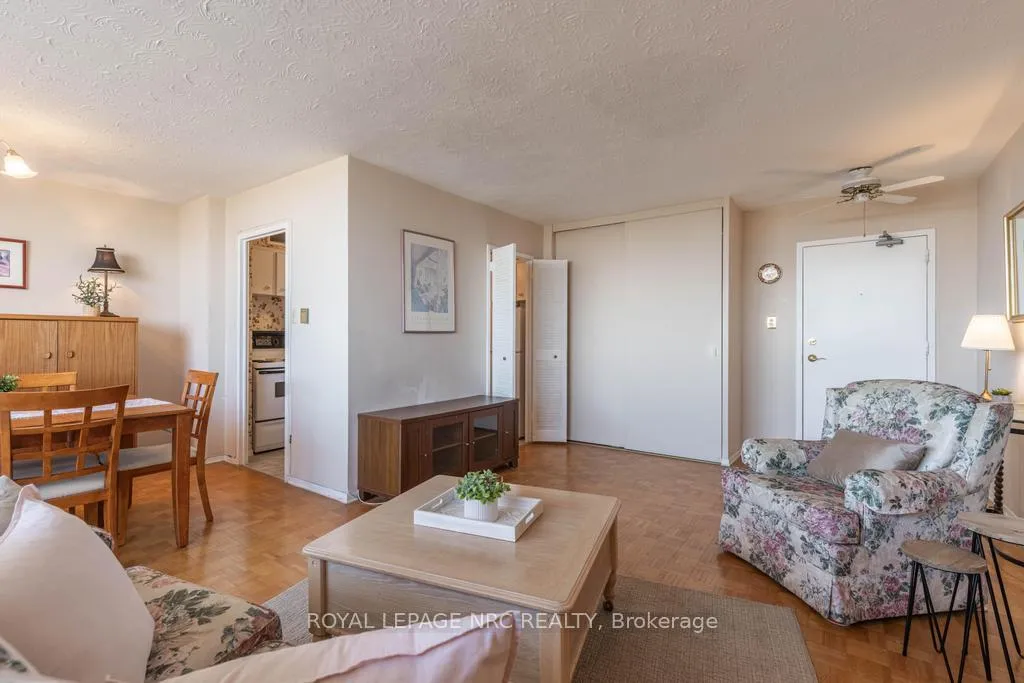 Photo 10 of Unit 1205, 15 Towering Heights, St. Catharines, Glendale/Glenridge — HOMEH
