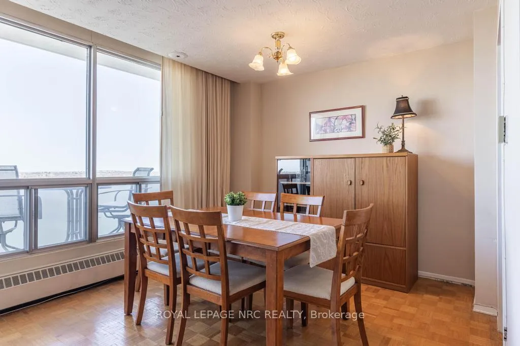 Photo 12 of Unit 1205, 15 Towering Heights, St. Catharines, Glendale/Glenridge — HOMEH