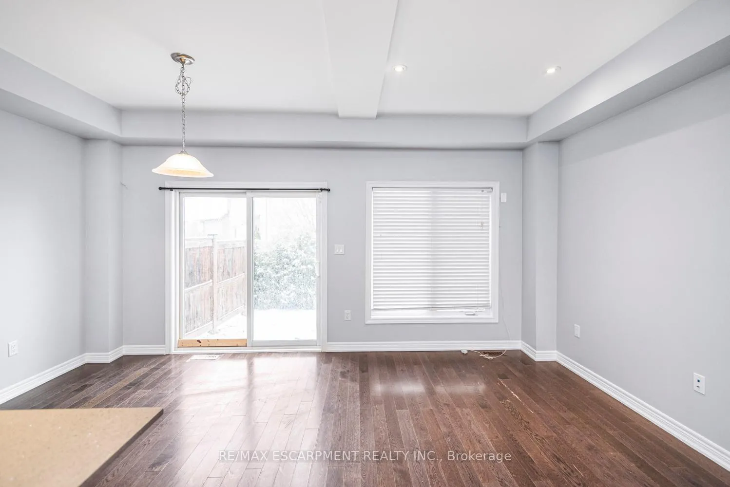 Photo 8 of Unit 10, 377 Glancaster Road, Hamilton, Rural Glanbrook — HOMEH