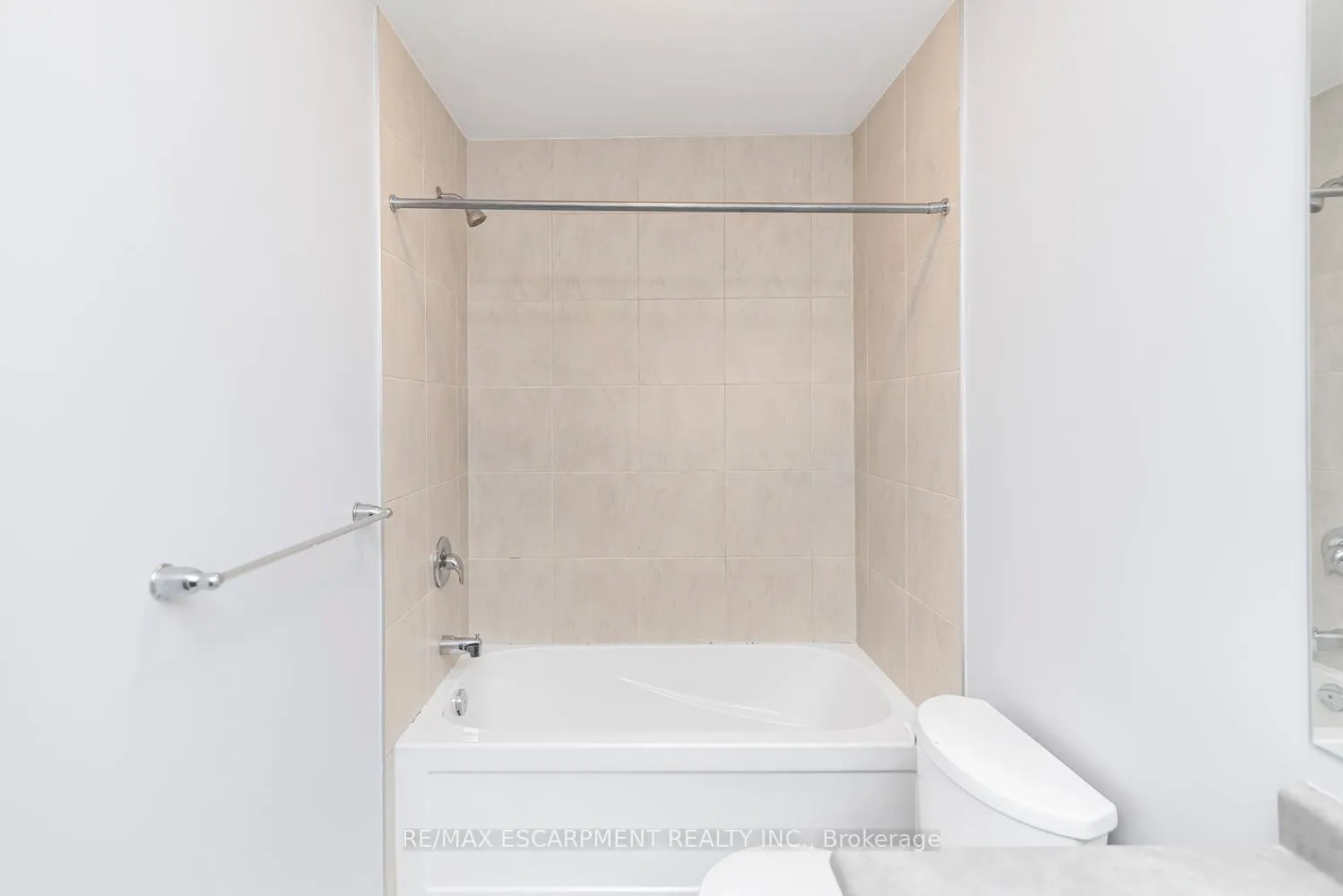 Photo 28 of Unit 10, 377 Glancaster Road, Hamilton, Rural Glanbrook — HOMEH