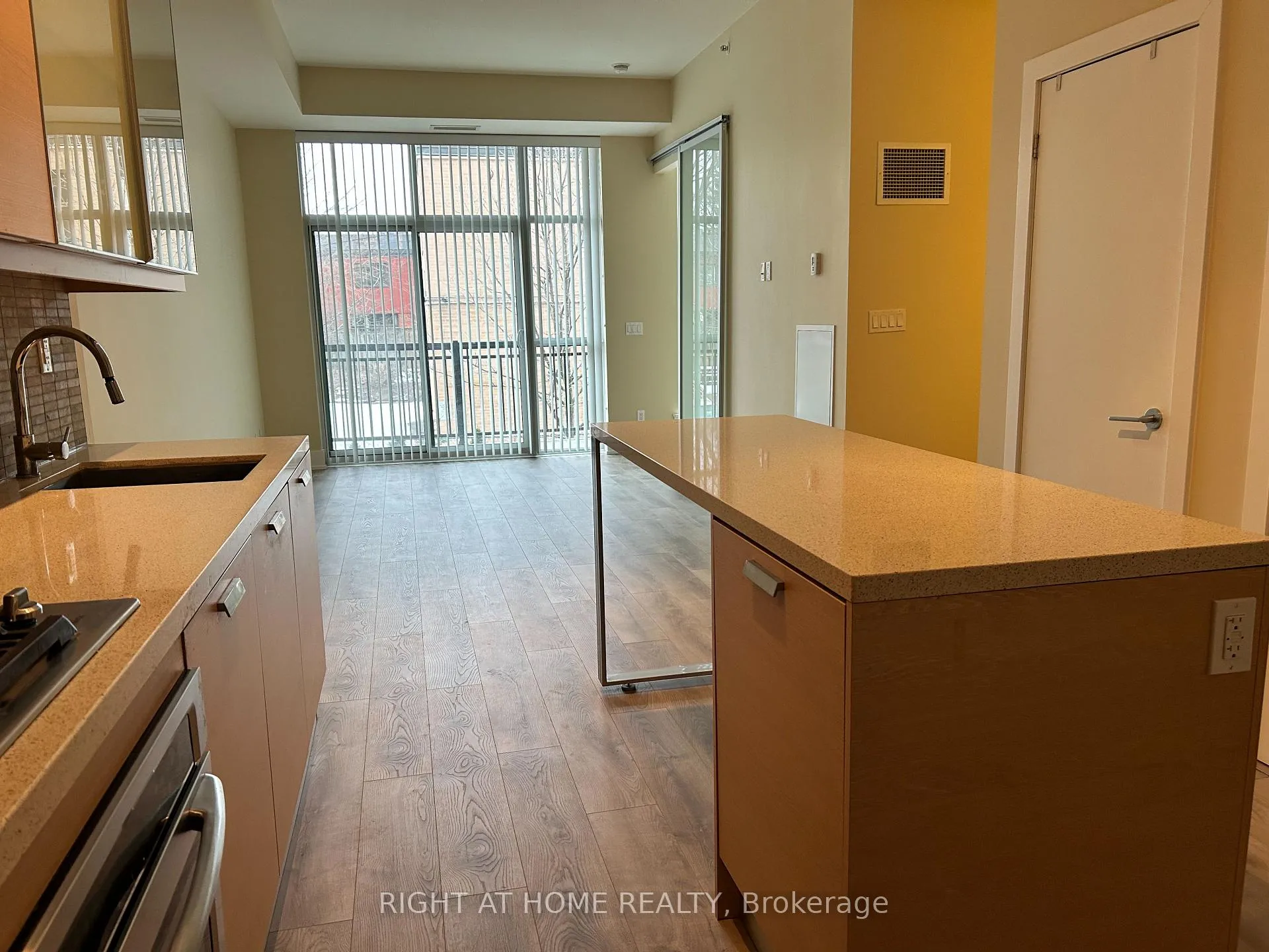 Photo 8 of Unit 217, 66 Kippendavie Avenue, Toronto, The Beaches — HOMEH