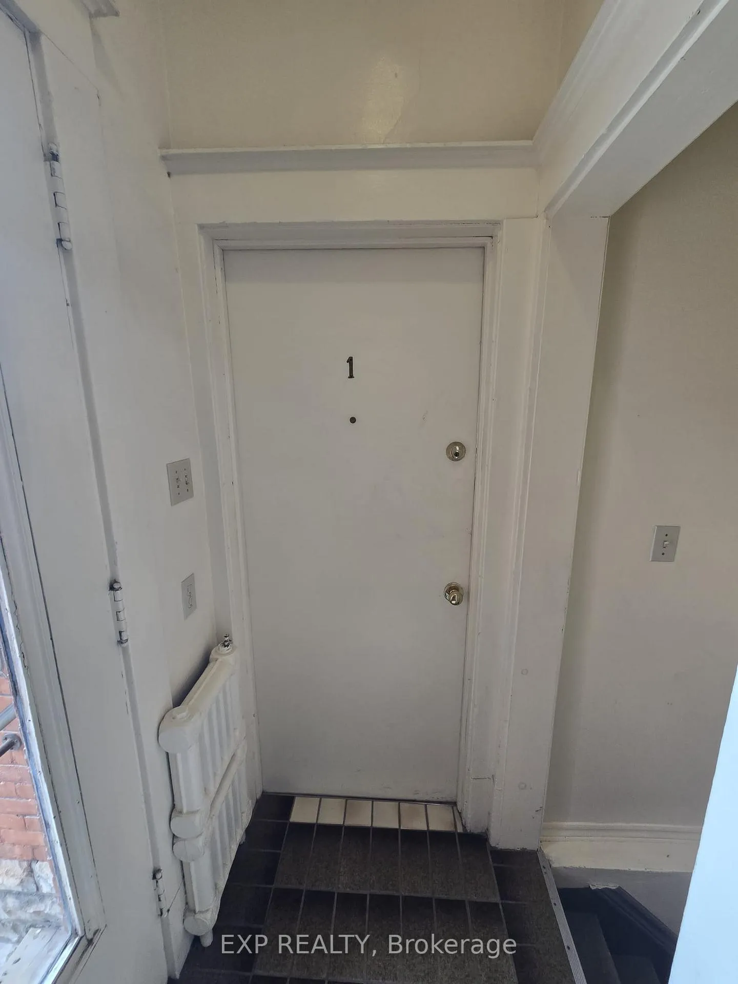 Photo 5 of Unit 1, 453 Lewis Street, Ottawa, Ottawa Centre — HOMEH