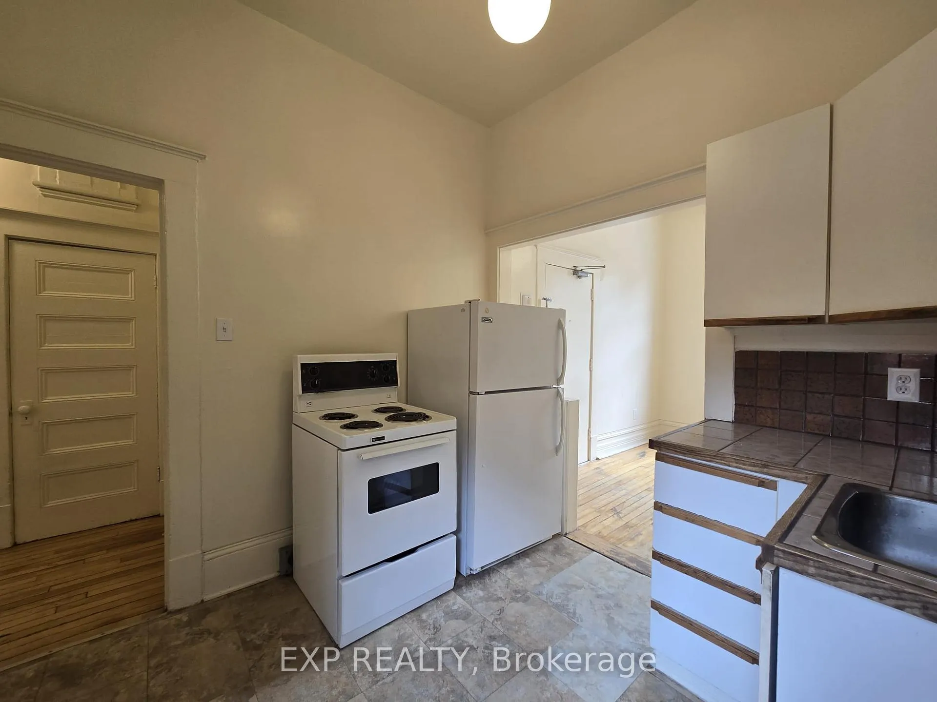 Photo 8 of Unit 1, 453 Lewis Street, Ottawa, Ottawa Centre — HOMEH