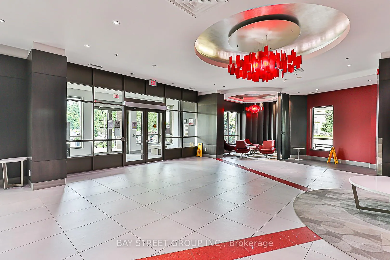 Photo 2 of Unit 327, 540 Bur Oak Avenue, Markham, Berczy — HOMEH