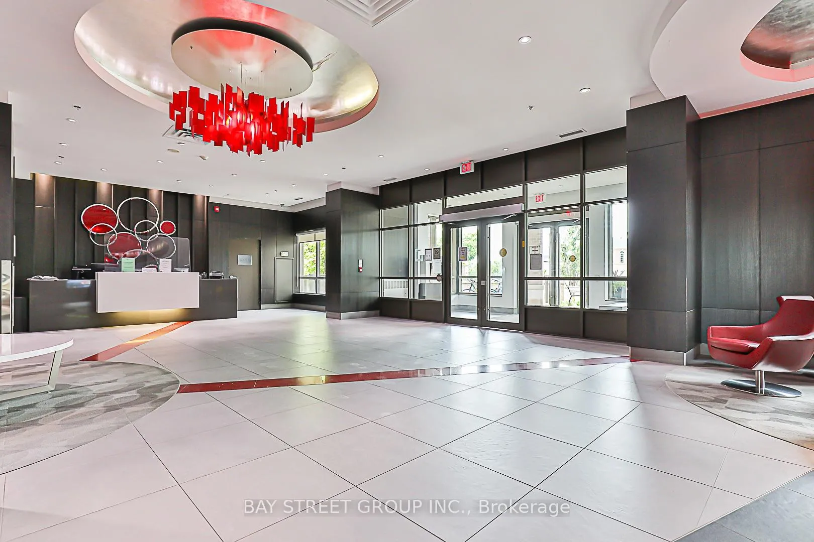 Photo 3 of Unit 327, 540 Bur Oak Avenue, Markham, Berczy — HOMEH