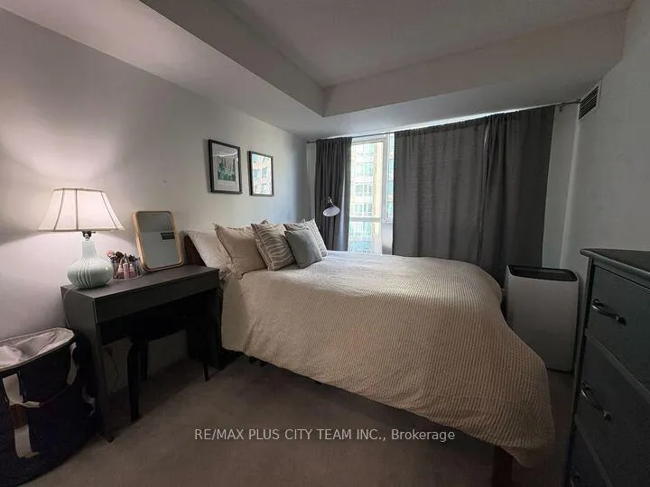 Photo 9 of Unit 522, 109 Front Street E, Toronto, Waterfront Communities — HOMEH
