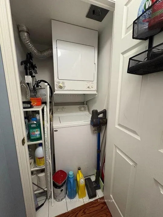 Photo 11 of Unit 522, 109 Front Street E, Toronto, Waterfront Communities — HOMEH