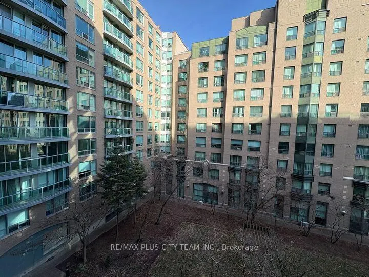 Photo 12 of Unit 522, 109 Front Street E, Toronto, Waterfront Communities — HOMEH