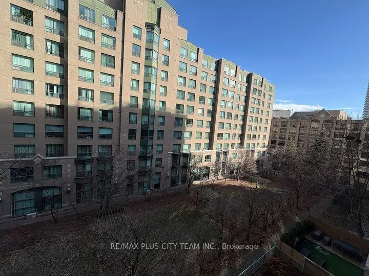 Photo 13 of Unit 522, 109 Front Street E, Toronto, Waterfront Communities — HOMEH