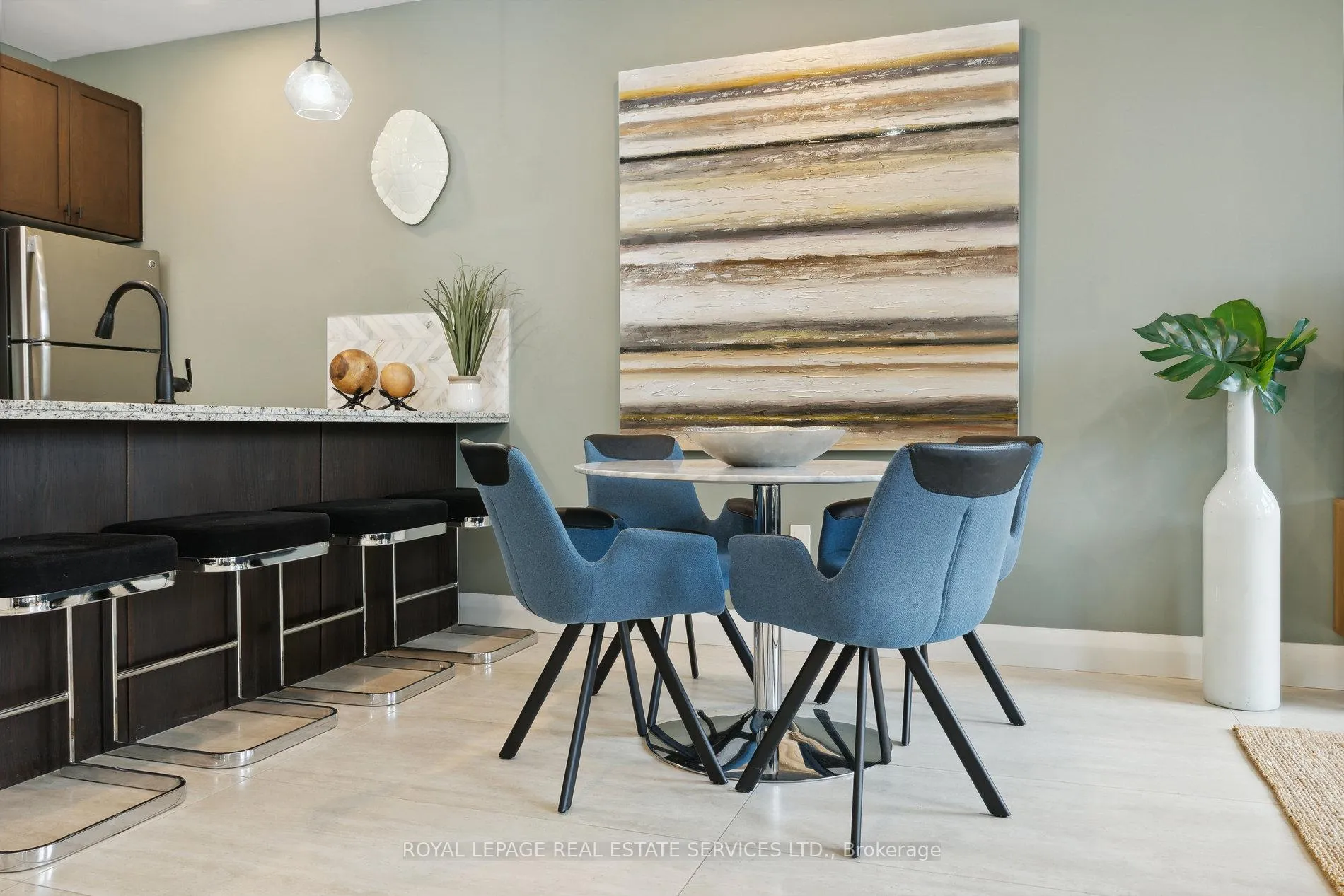 Photo 10 of Unit 313, 118 King Street E, Hamilton, Beasley — HOMEH