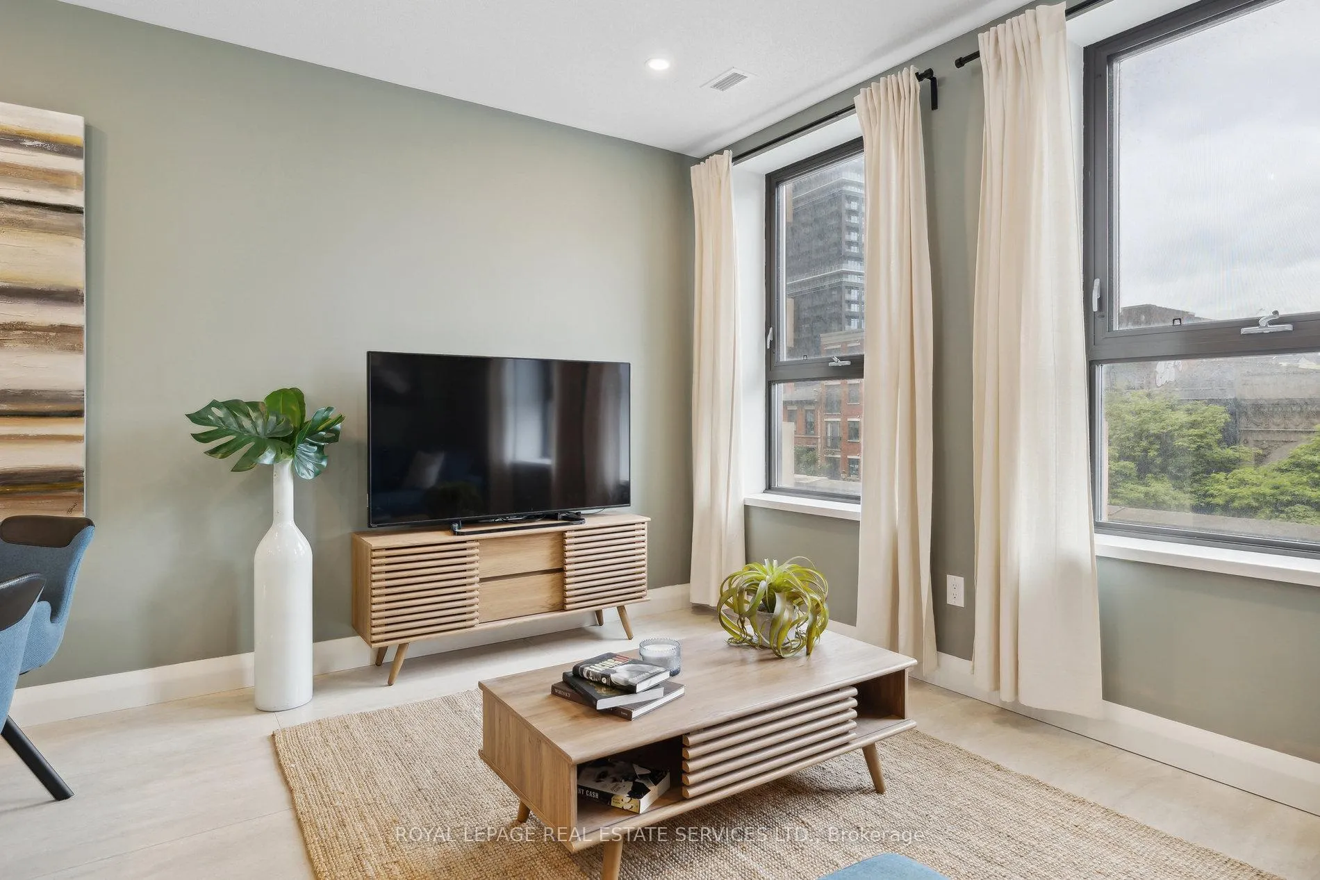 Photo 12 of Unit 313, 118 King Street E, Hamilton, Beasley — HOMEH
