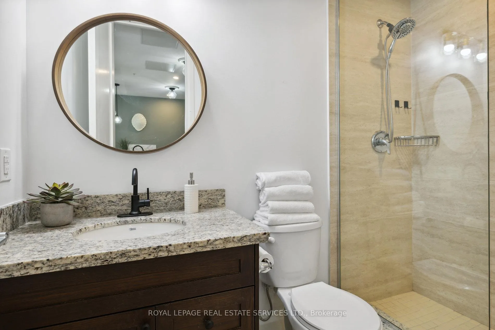 Photo 24 of Unit 313, 118 King Street E, Hamilton, Beasley — HOMEH