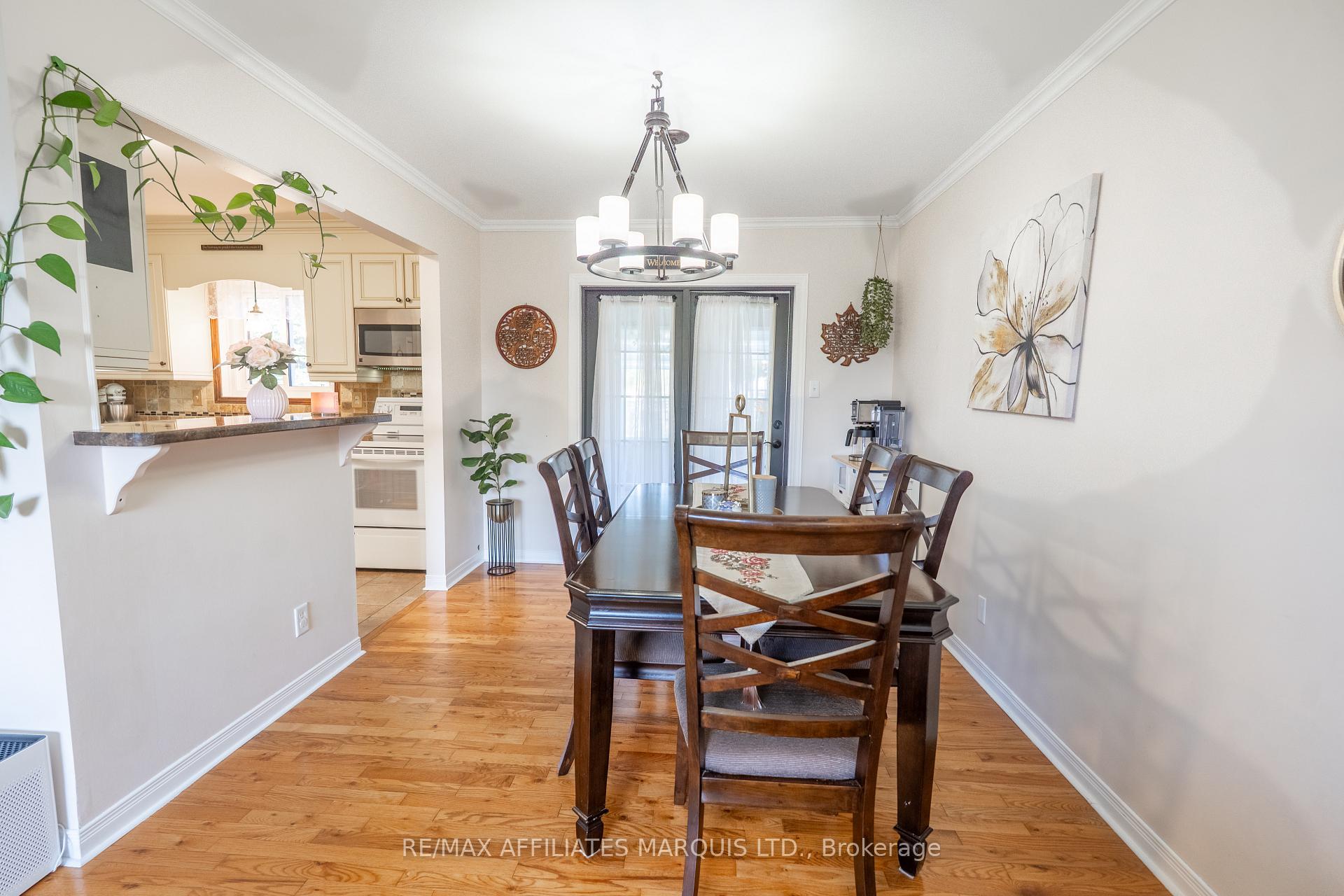 Photo 5 of 1619 First Street E, Cornwall — HOMEH