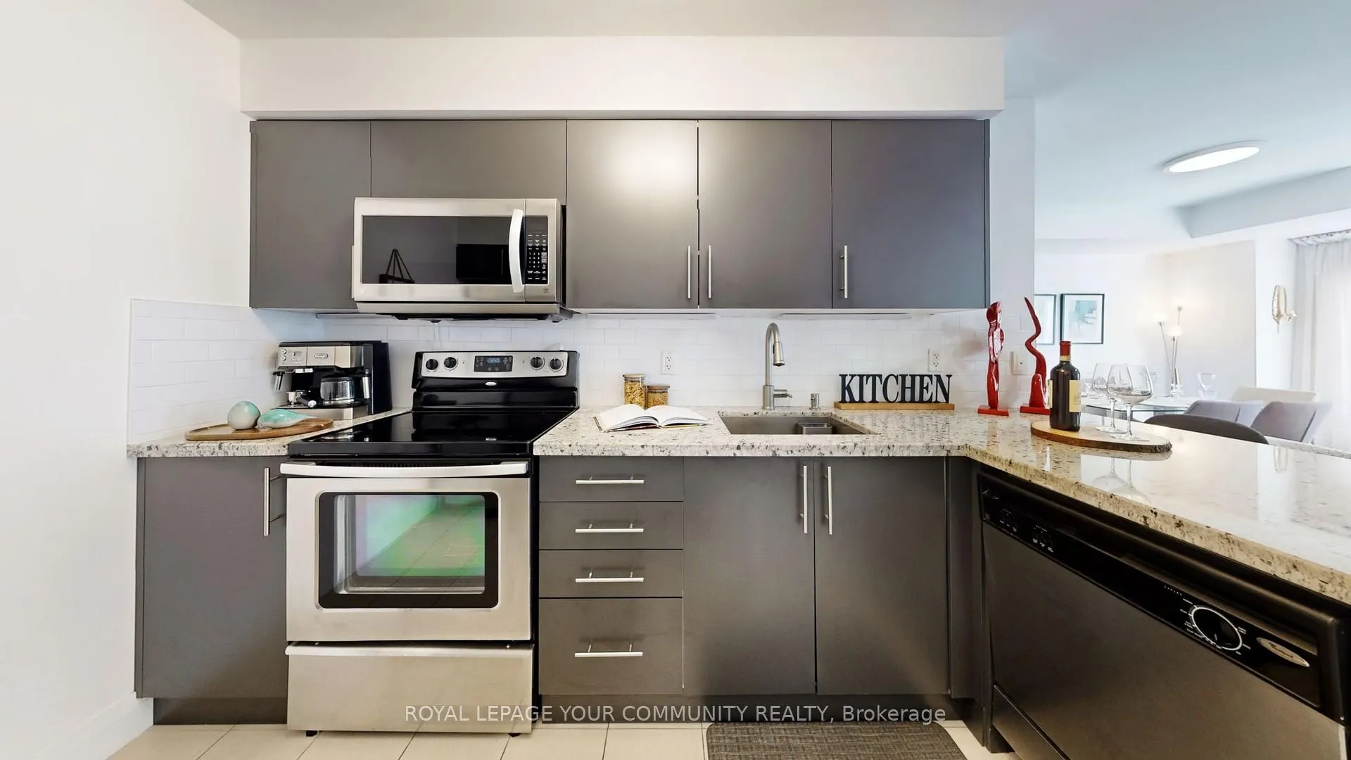 Photo 14 of Unit 253, 318 John Street, Markham, Aileen-Willowbrook — HOMEH
