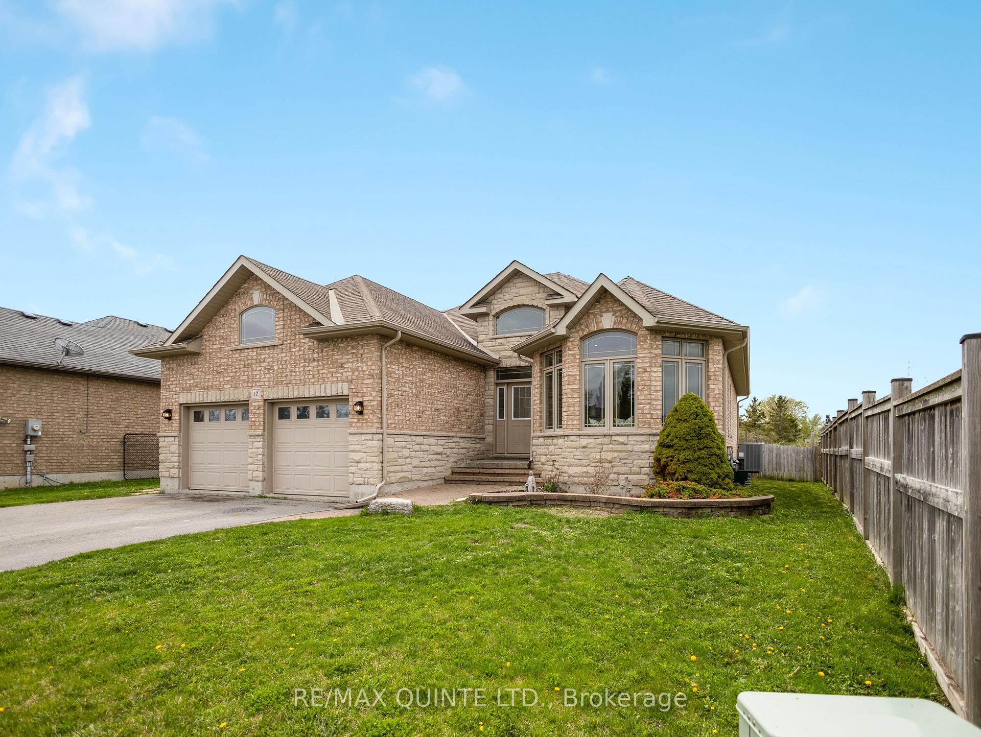 Photo 2 of 12 Hampton Ridge Drive, Belleville, Thurlow Ward — HOMEH