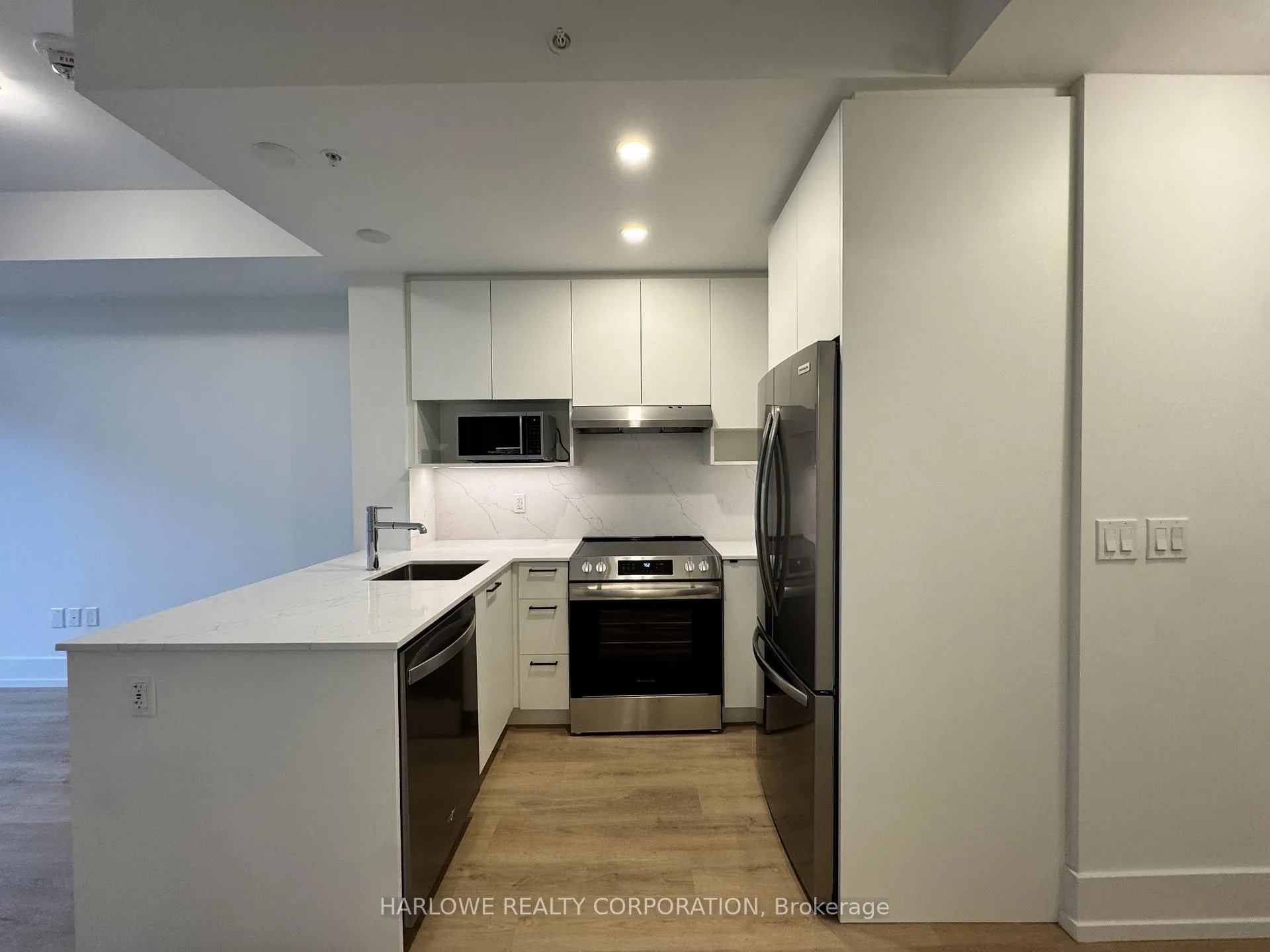Photo 3 of Unit 609, 206 King Street W, Hamilton, Central — HOMEH