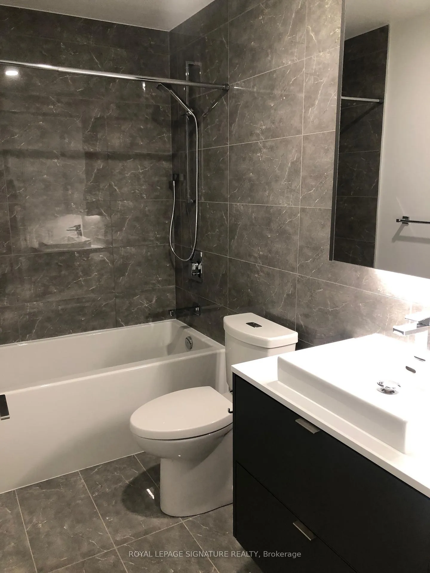 Photo 11 of Unit 419, 7 Smith Crescent, Etobicoke, Stonegate-Queensway — HOMEH