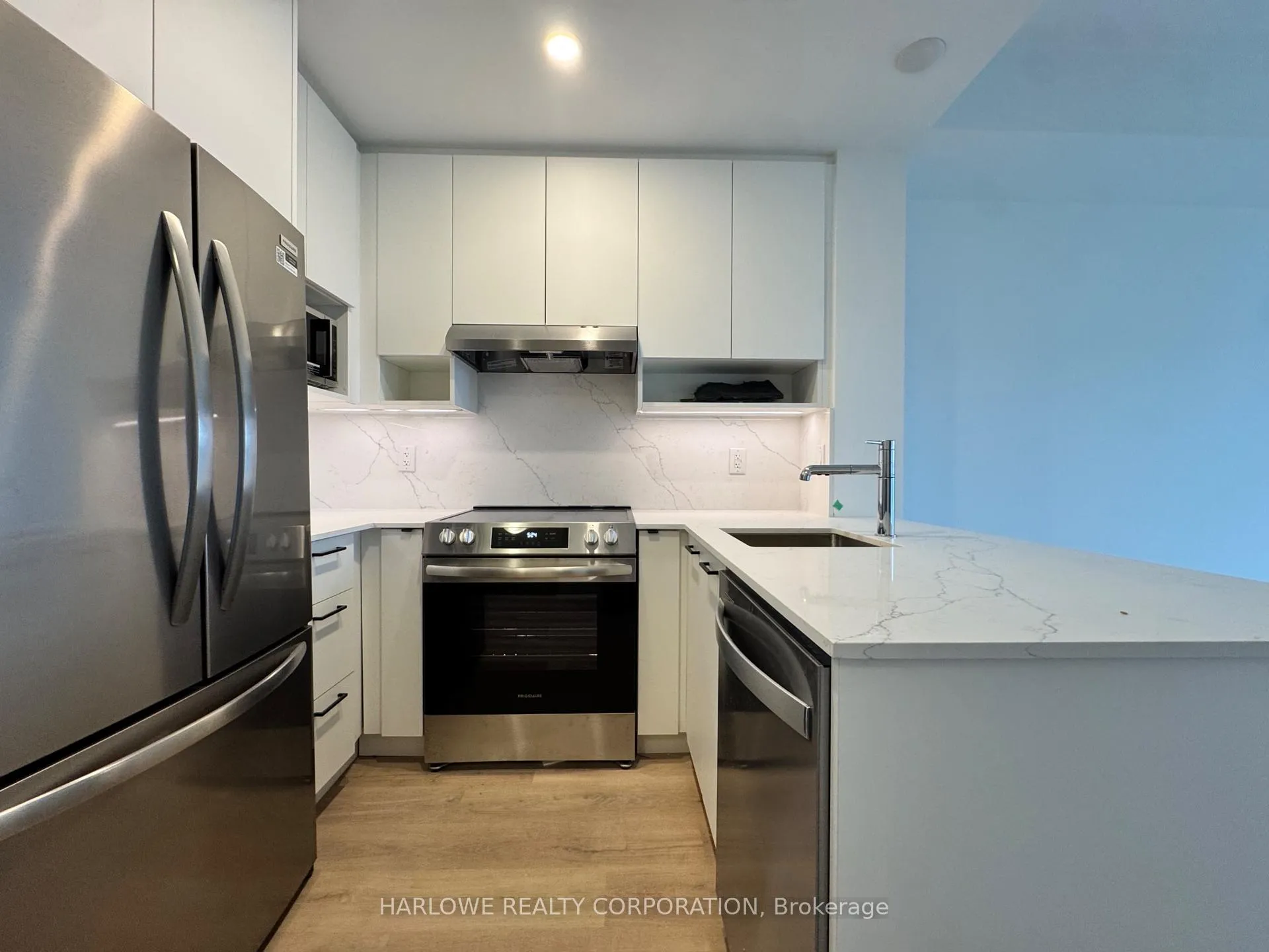 Photo 3 of Unit 1004, 206 King Street W, Hamilton, Central — HOMEH