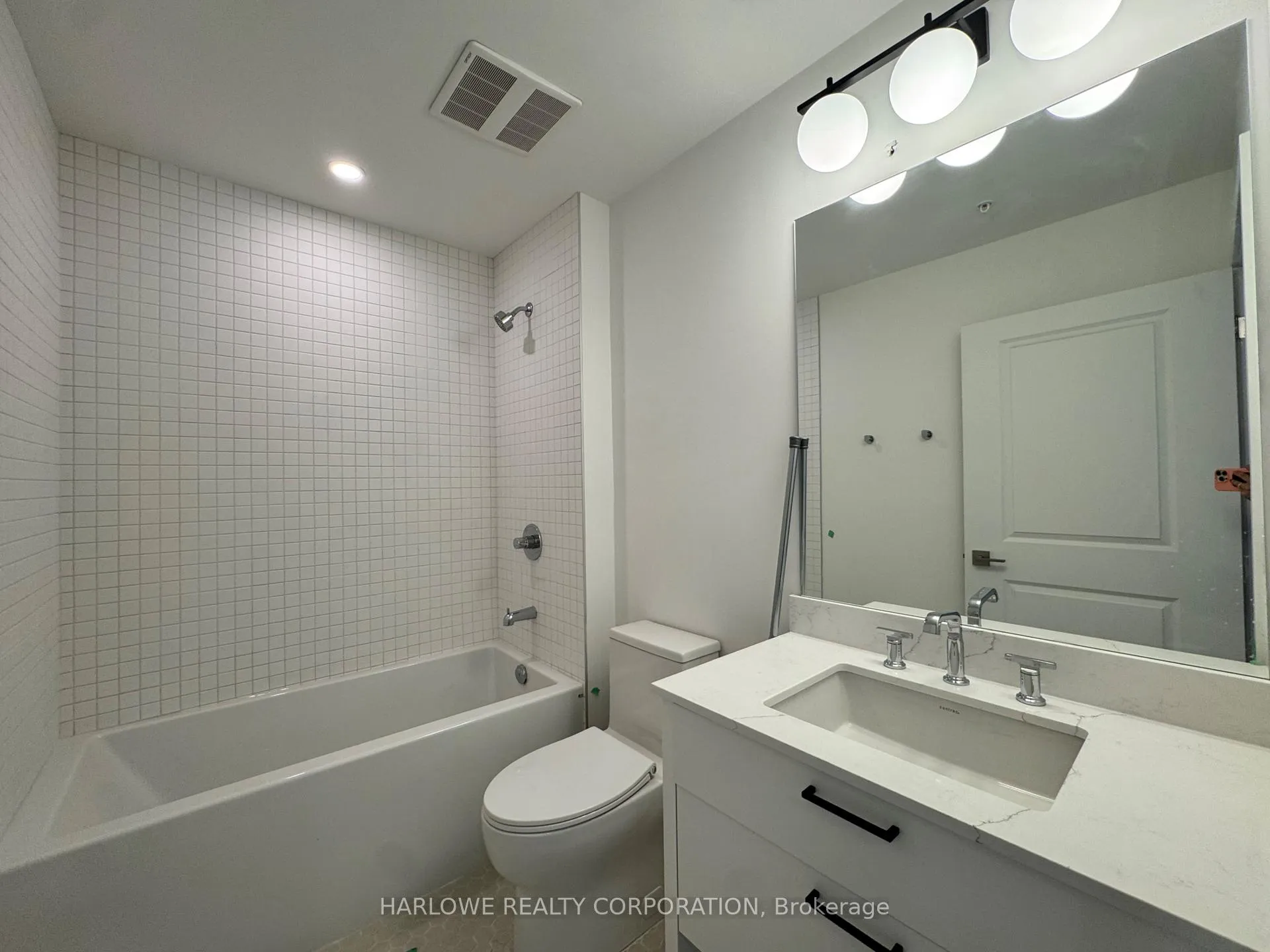 Photo 7 of Unit 1004, 206 King Street W, Hamilton, Central — HOMEH