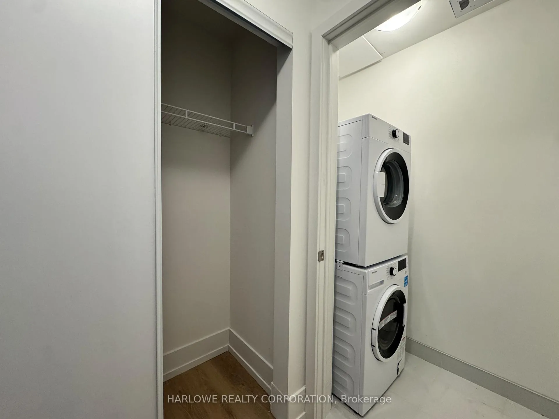 Photo 8 of Unit 1004, 206 King Street W, Hamilton, Central — HOMEH