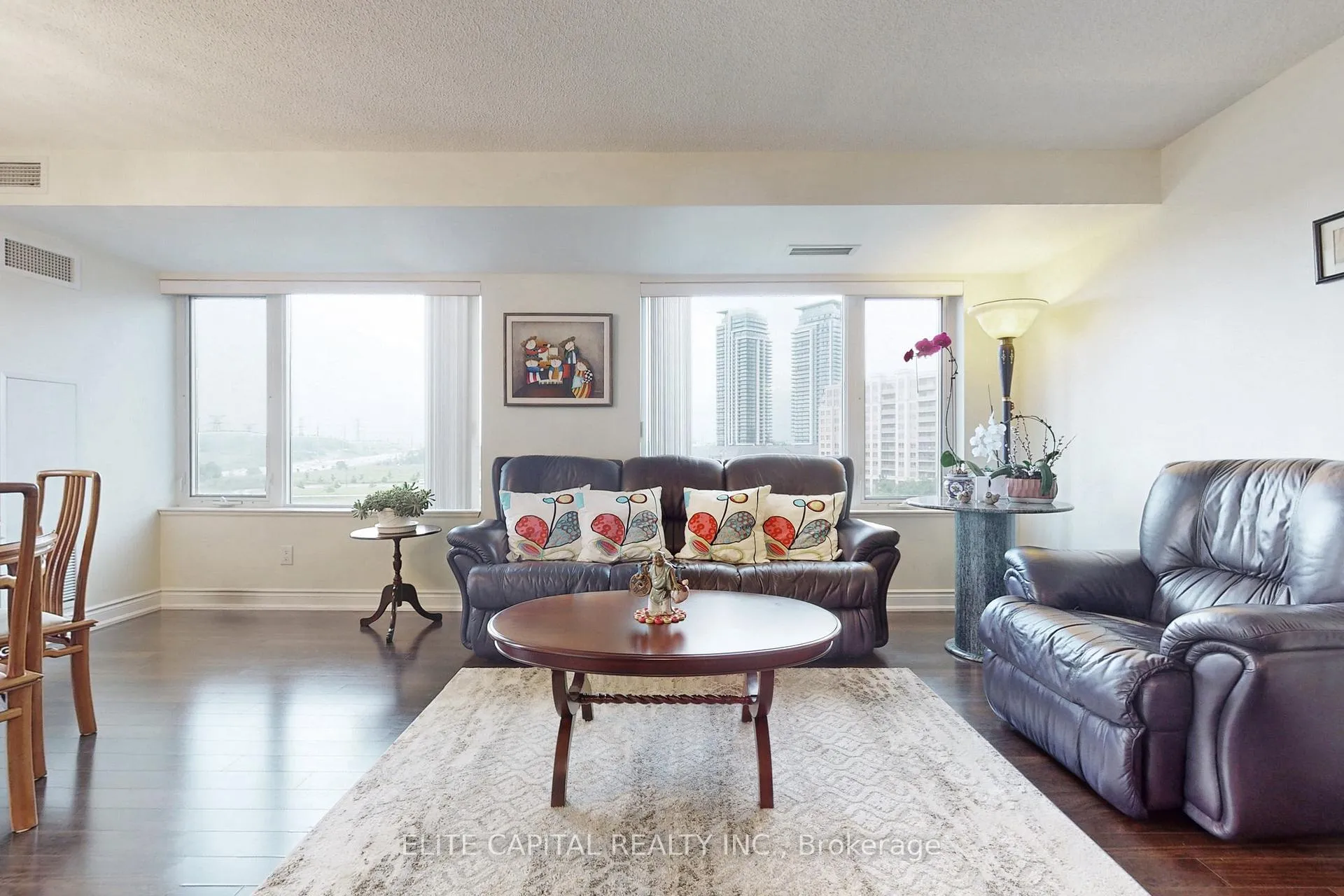 Photo 4 of Unit 805, 233 South Park Road, Markham, Commerce Valley — HOMEH