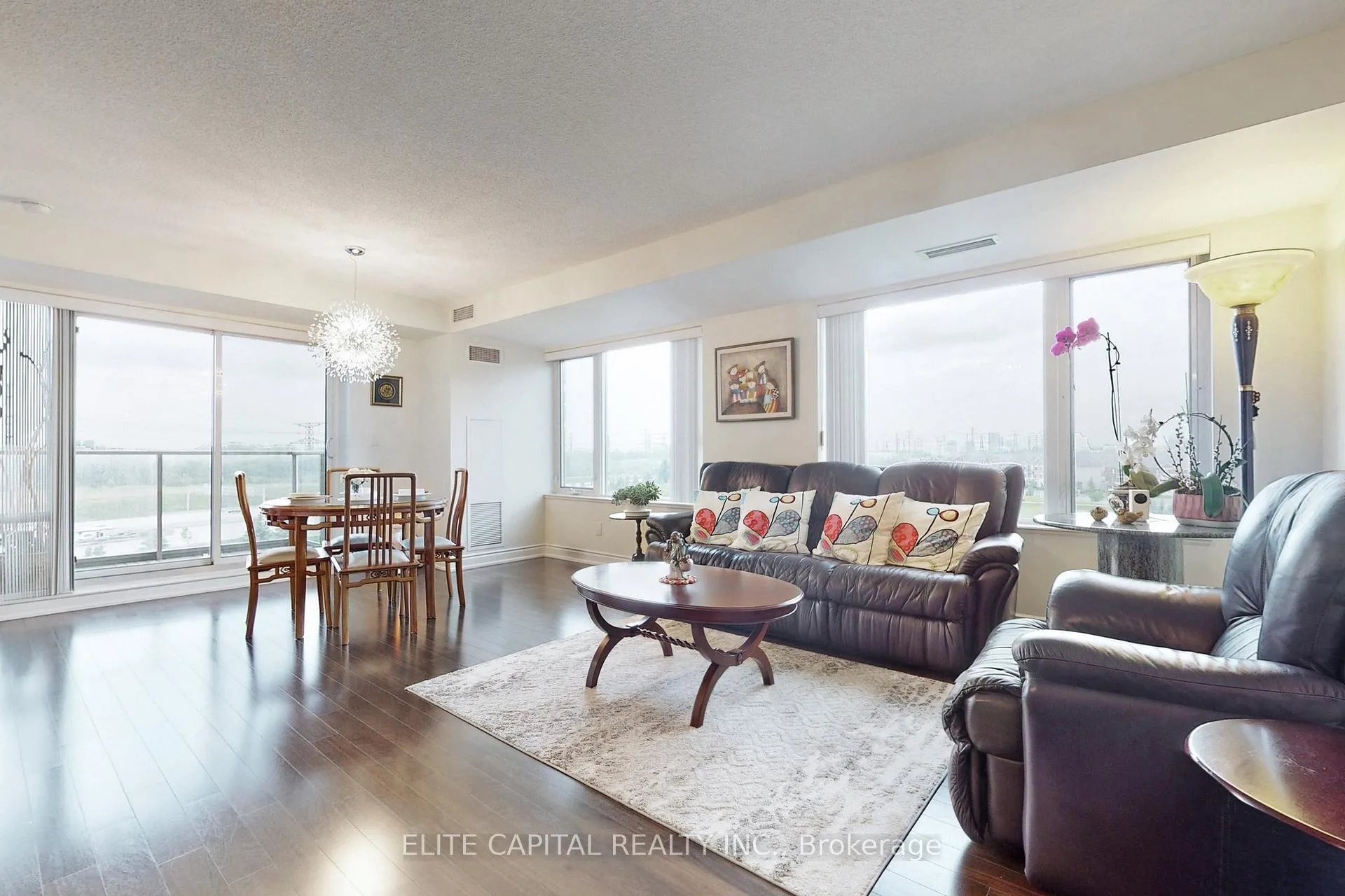Photo 5 of Unit 805, 233 South Park Road, Markham, Commerce Valley — HOMEH