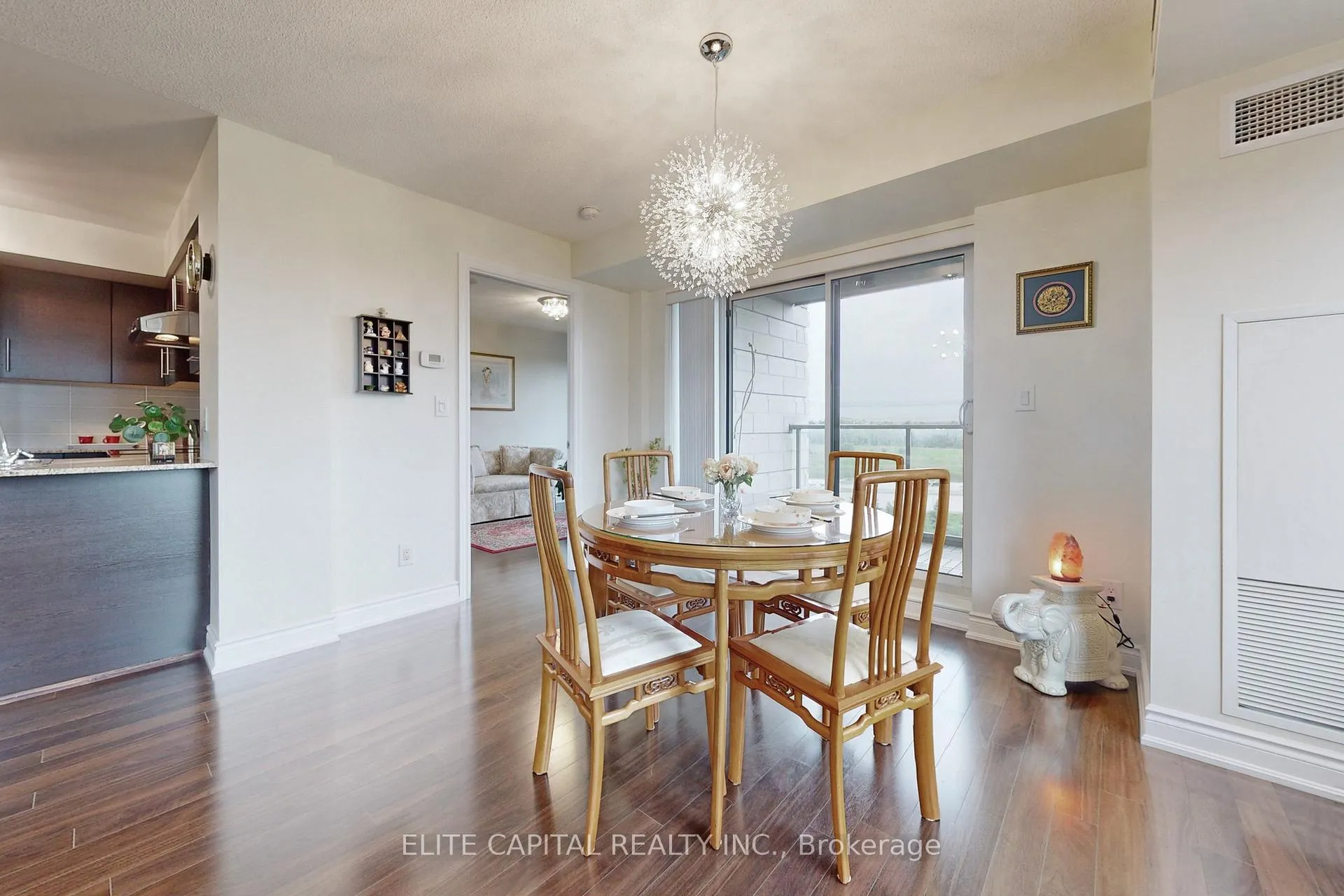 Photo 7 of Unit 805, 233 South Park Road, Markham, Commerce Valley — HOMEH
