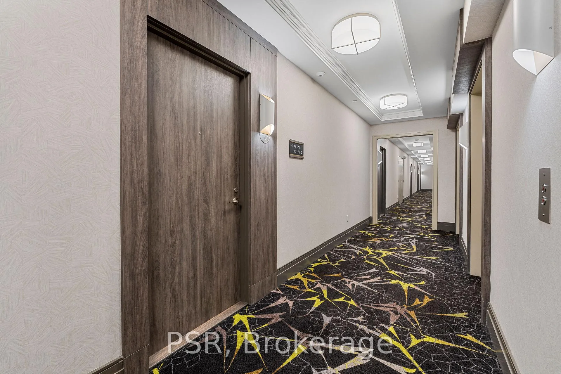 Photo 11 of Unit 704, 20 Gatineau Drive E, Vaughan, Beverley Glen — HOMEH