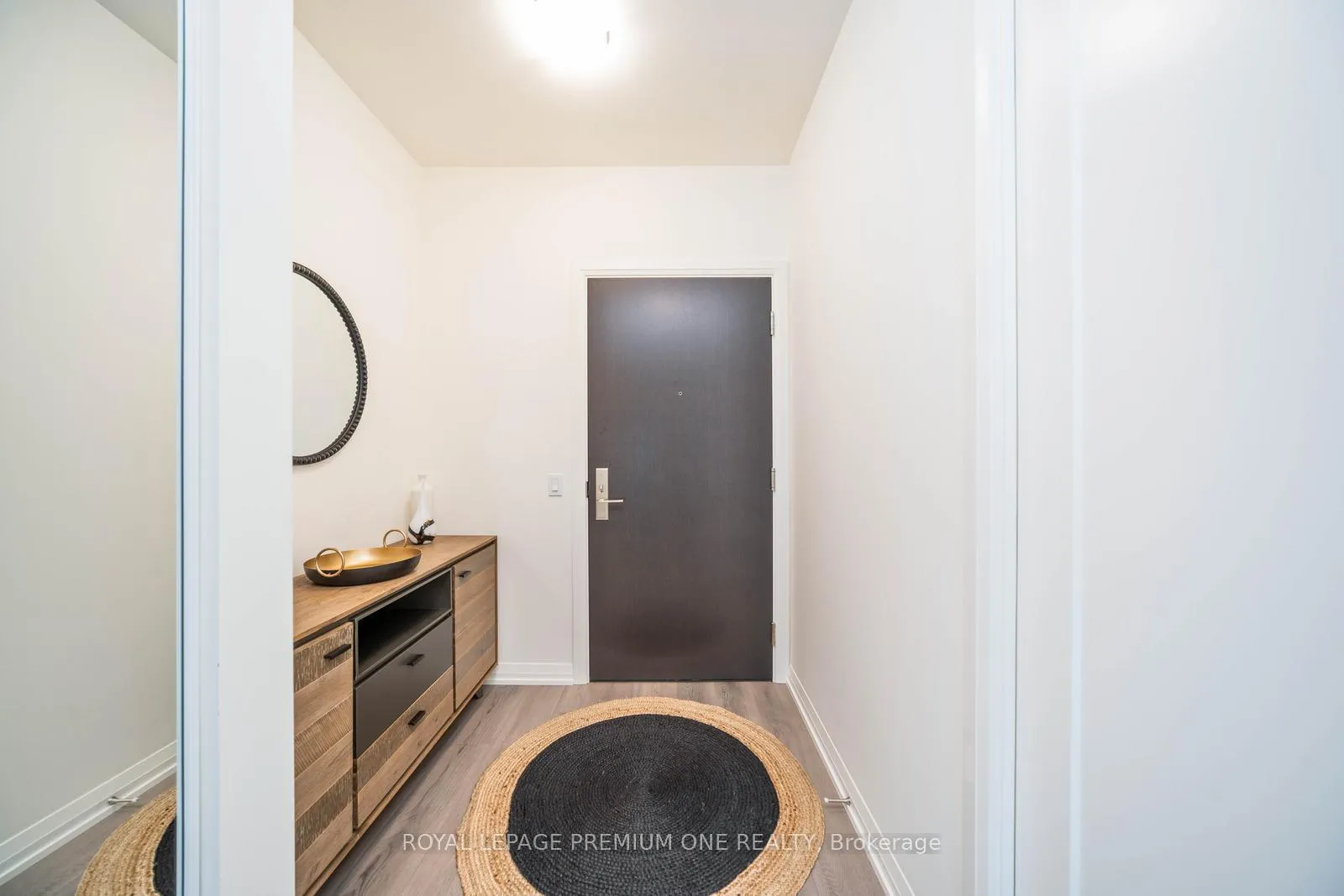 Photo 3 of Unit 1104, 9000 Jane Street, Vaughan, Concord — HOMEH