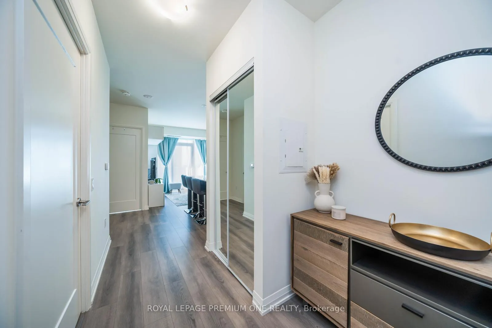 Photo 4 of Unit 1104, 9000 Jane Street, Vaughan, Concord — HOMEH