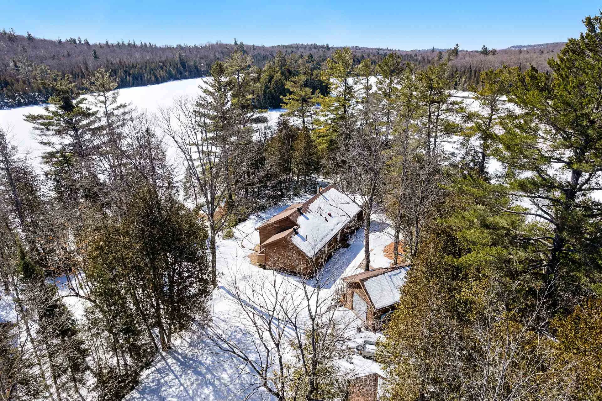 Photo 1 of 1257 North Shore Estates Lane, Frontenac, Frontenac North — HOMEH