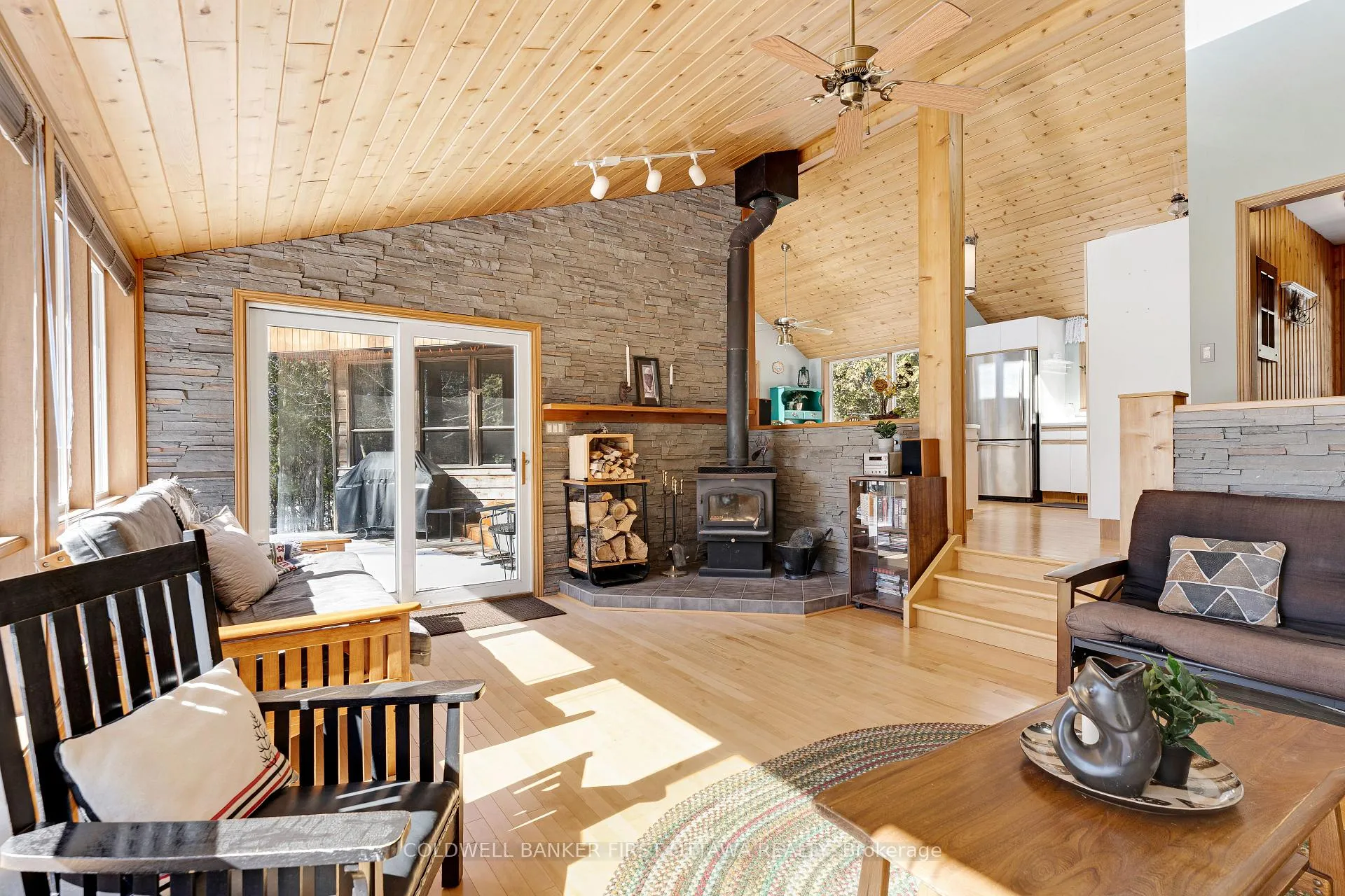 Photo 13 of 1257 North Shore Estates Lane, Frontenac, Frontenac North — HOMEH