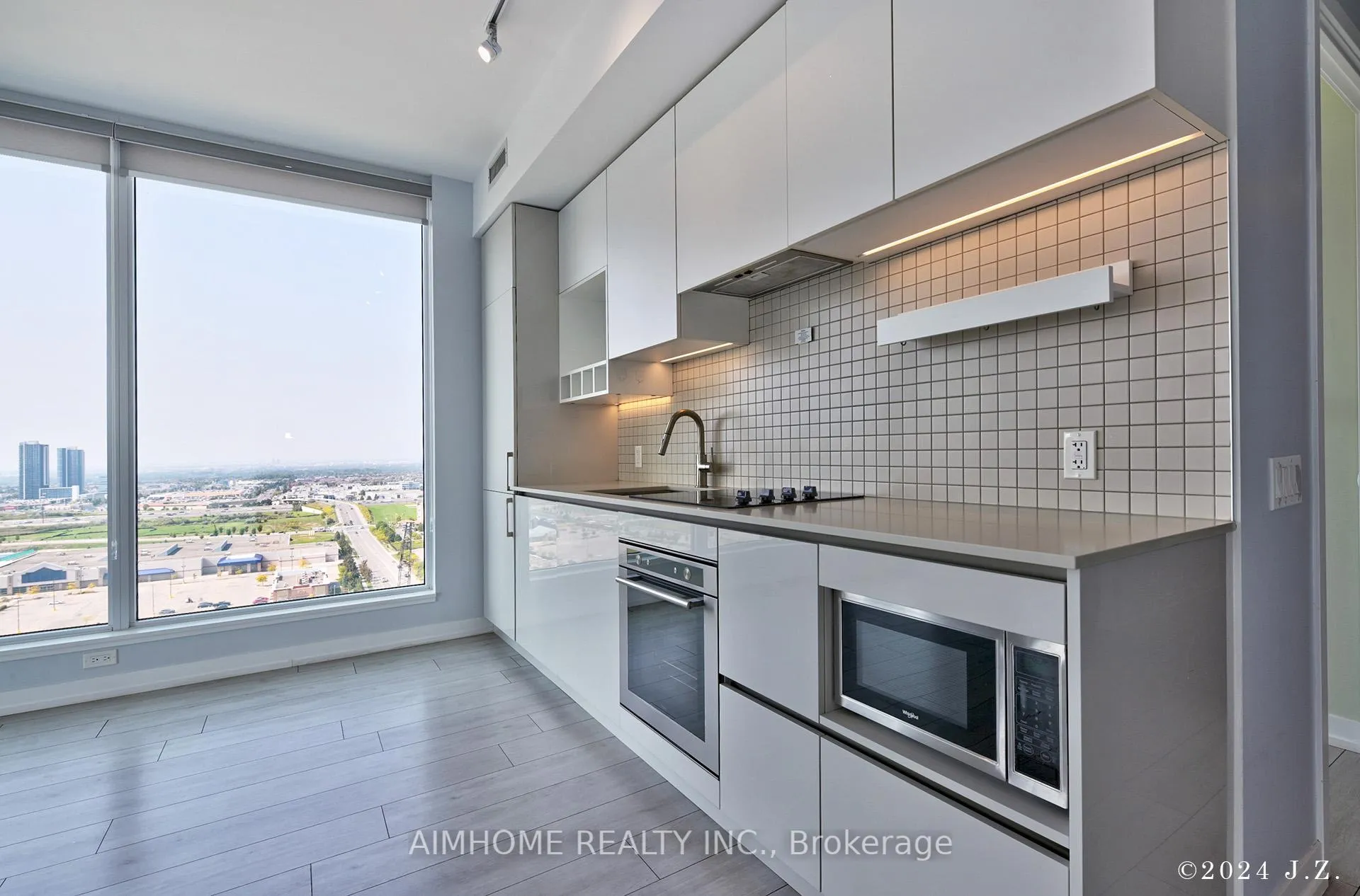 Photo 4 of Unit 2209, 898 Portage Parkway, Vaughan, Vaughan Corporate Centre — HOMEH