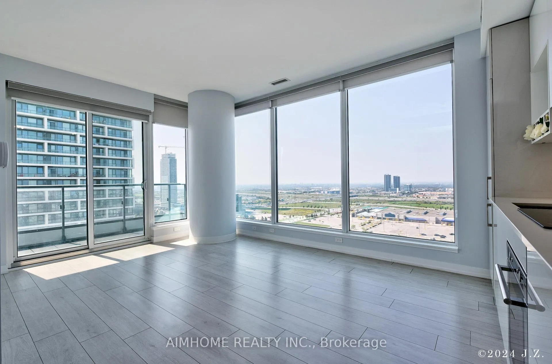 Photo 6 of Unit 2209, 898 Portage Parkway, Vaughan, Vaughan Corporate Centre — HOMEH