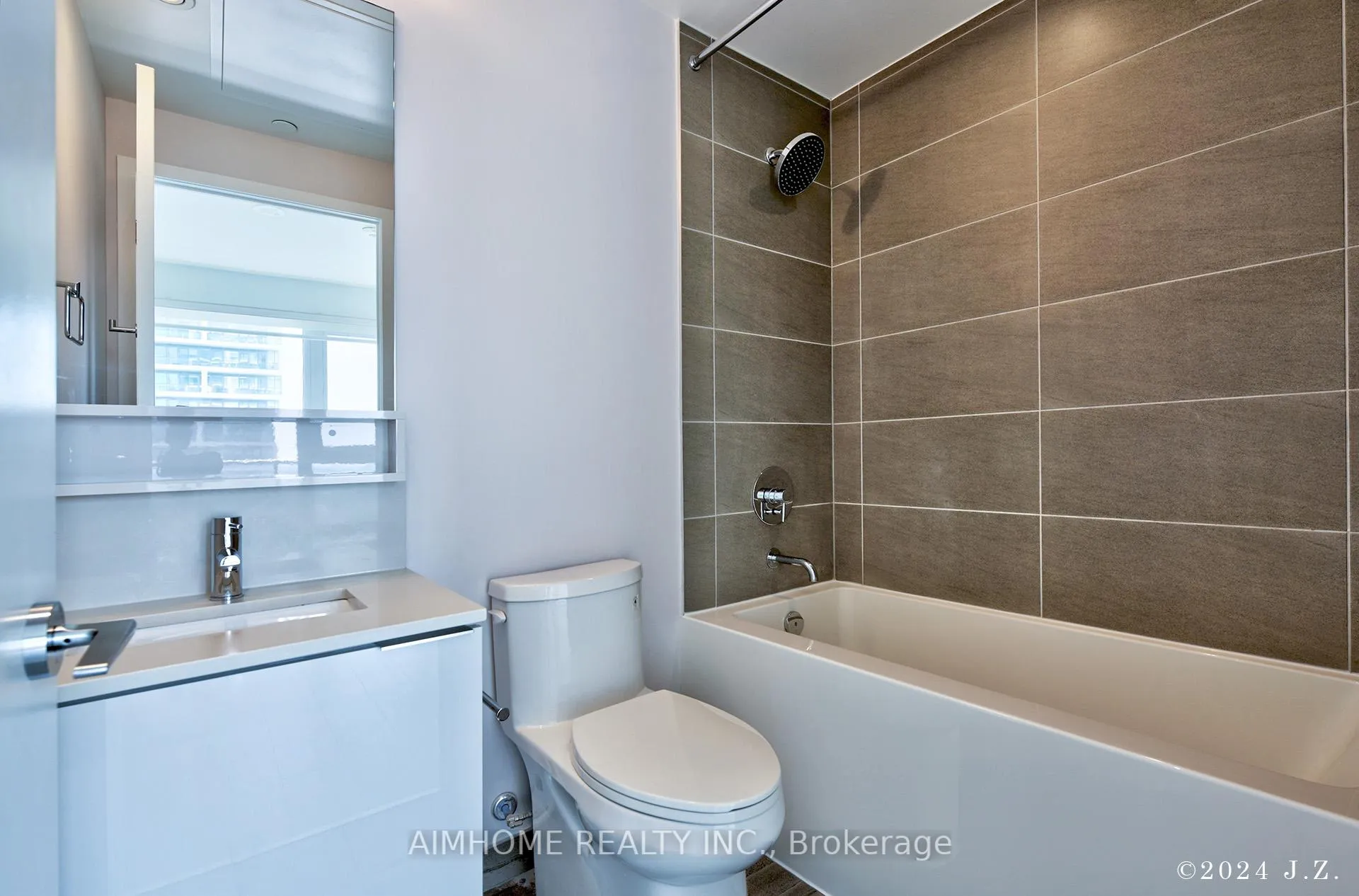 Photo 10 of Unit 2209, 898 Portage Parkway, Vaughan, Vaughan Corporate Centre — HOMEH