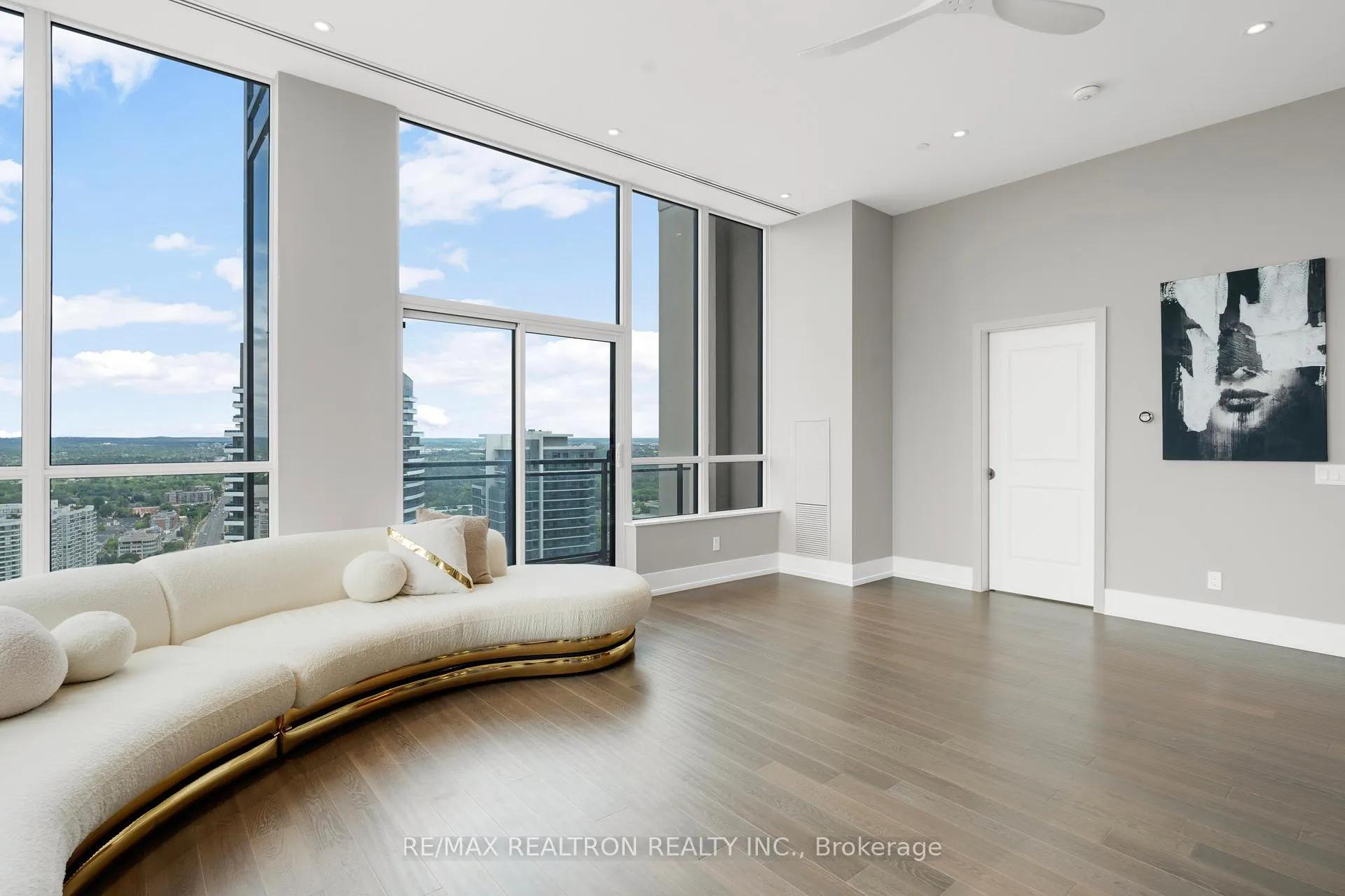 Photo 11 of Unit PH1, 1 Grandview Avenue, Markham, Grandview — HOMEH