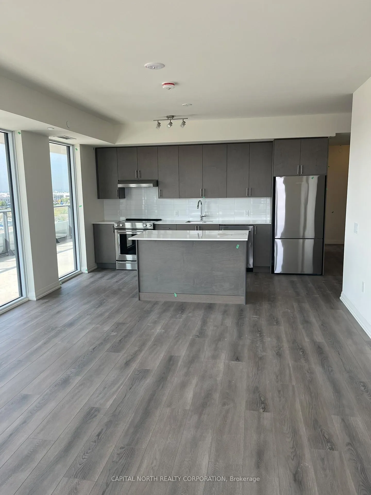 Photo 11 of Unit 324, 8960 Jane Street, Vaughan, Vellore Village — HOMEH