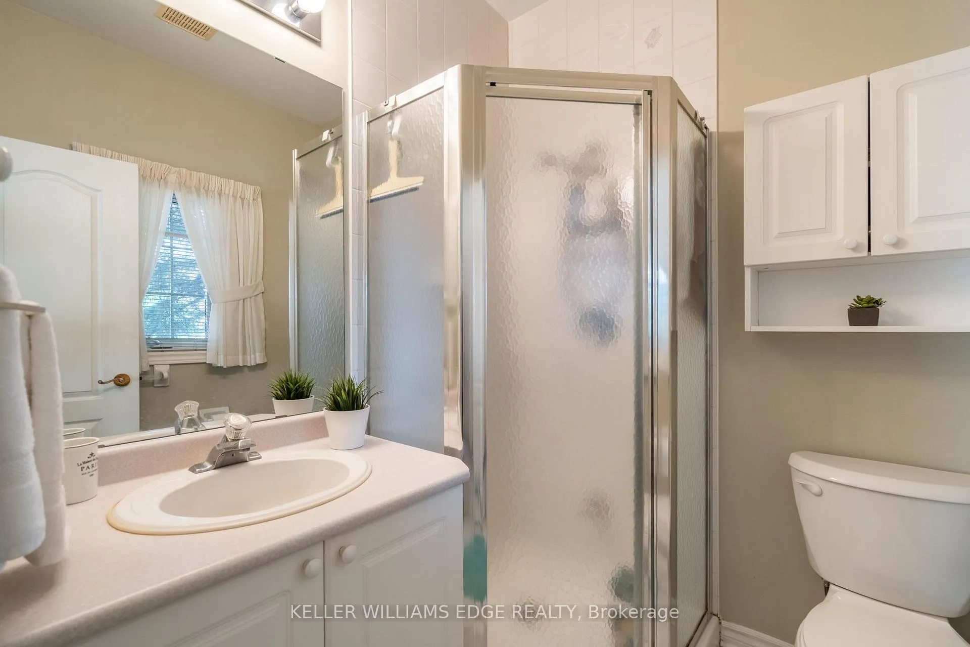Photo 13 of 281 Silverbirch Boulevard, Hamilton, Rural Glanbrook — HOMEH