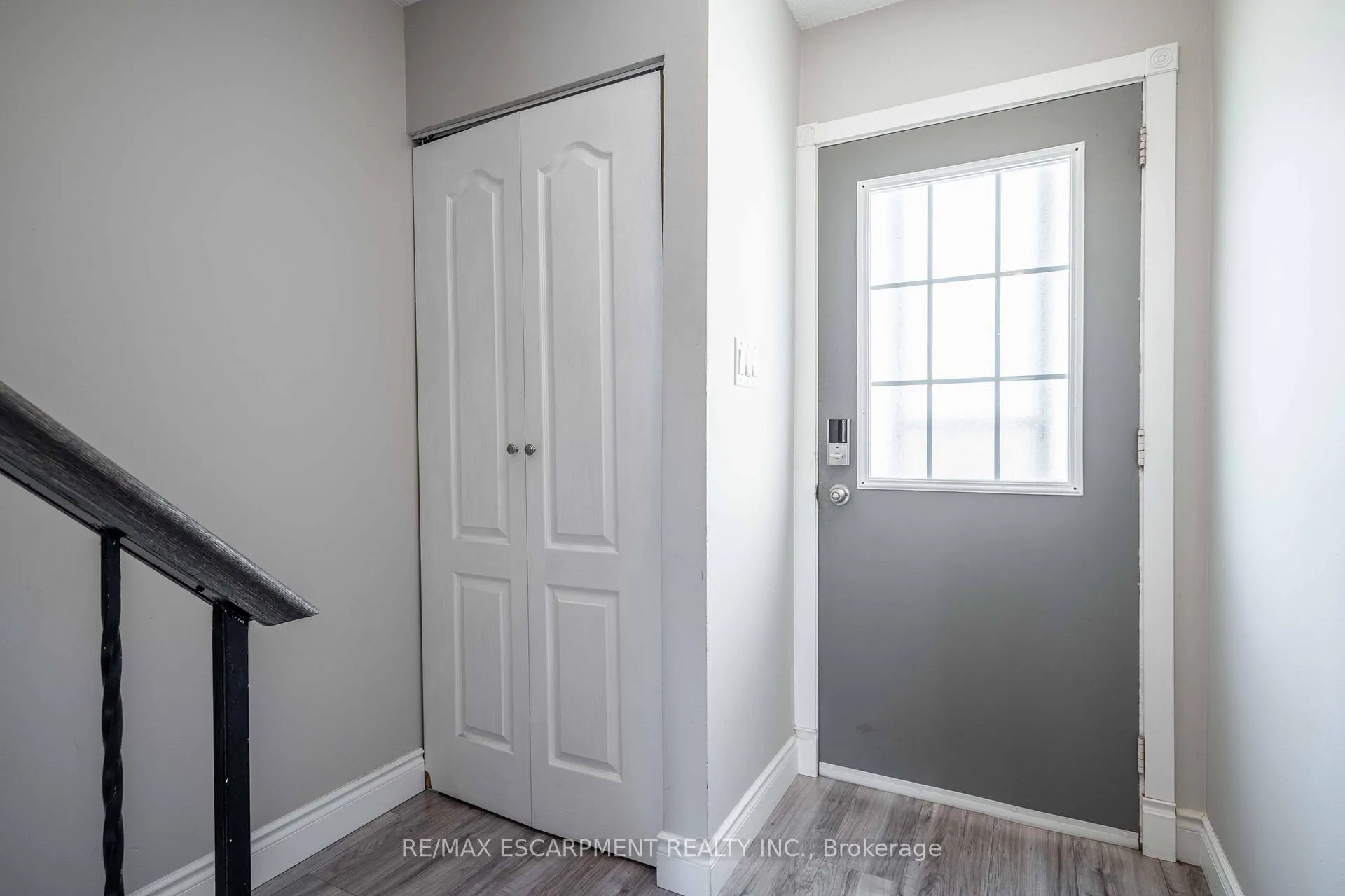 Photo 3 of Unit 33, 1396 Upper Ottawa Street, Hamilton, Quinndale — HOMEH