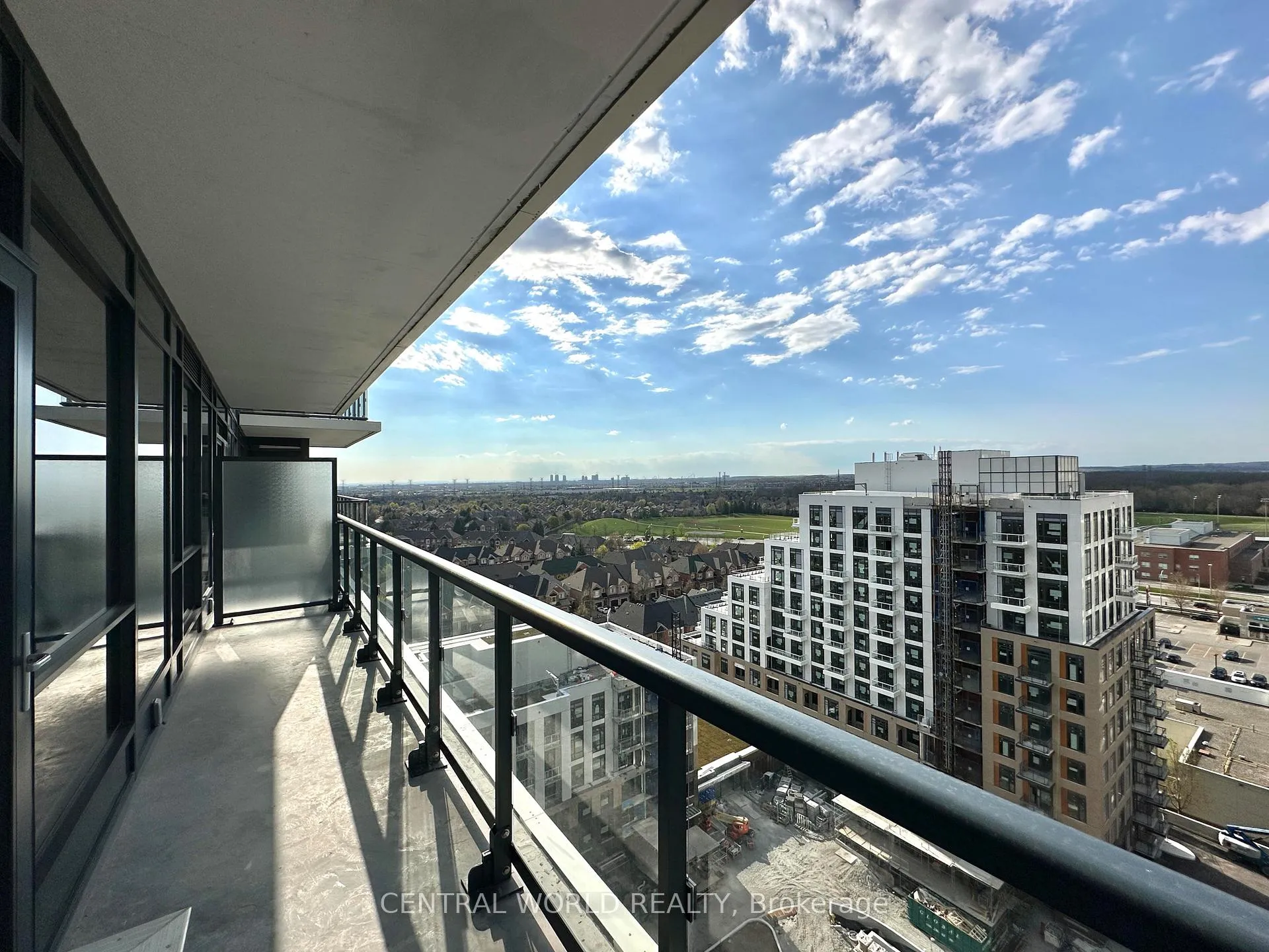 Photo 11 of Unit A1426, 7950 Bathurst Street, Vaughan, Beverley Glen — HOMEH