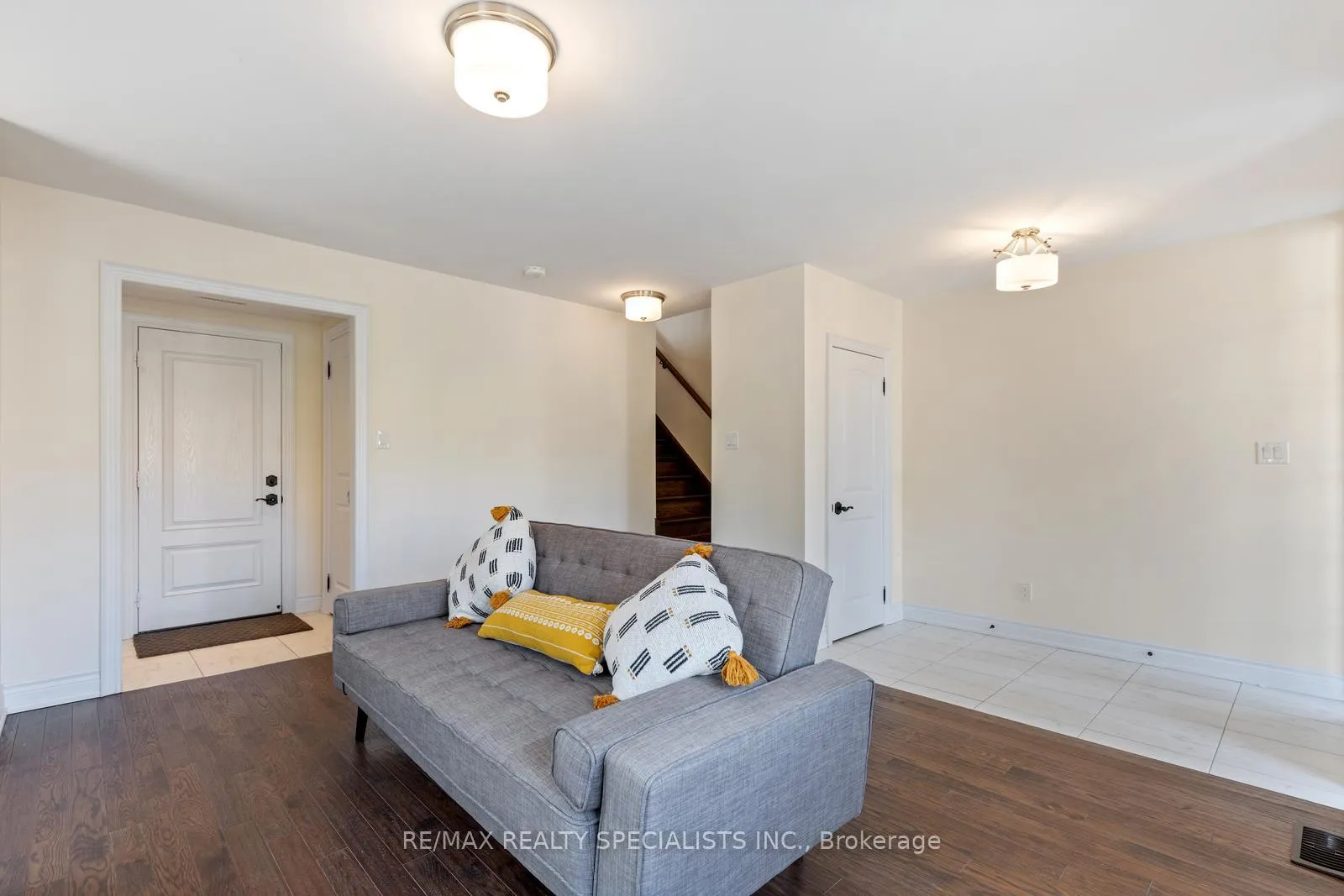 Photo 7 of 39 New Yorkton Avenue, Markham, Angus Glen — HOMEH