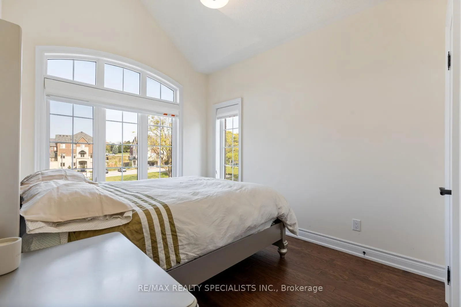 Photo 30 of 39 New Yorkton Avenue, Markham, Angus Glen — HOMEH