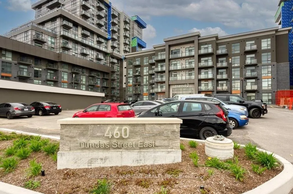 Photo 2 of Unit 703, 460 Dundas Street E, Hamilton, Waterdown — HOMEH