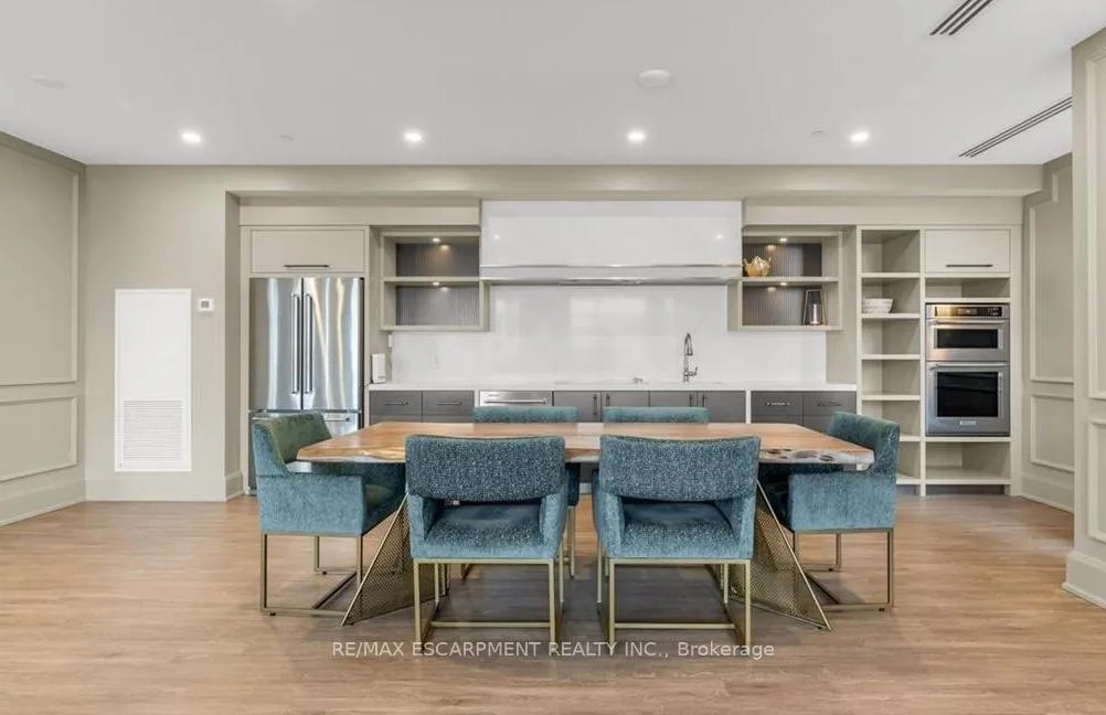 Photo 9 of Unit 703, 460 Dundas Street E, Hamilton, Waterdown — HOMEH