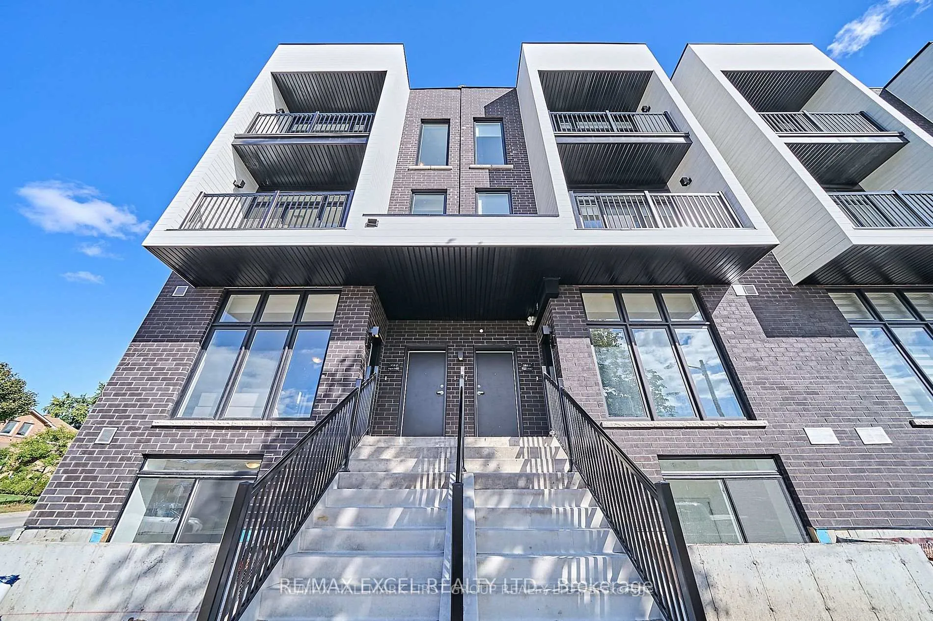 Photo 3 of Unit TH34, 188 Angus Drive, Ajax, Central — HOMEH