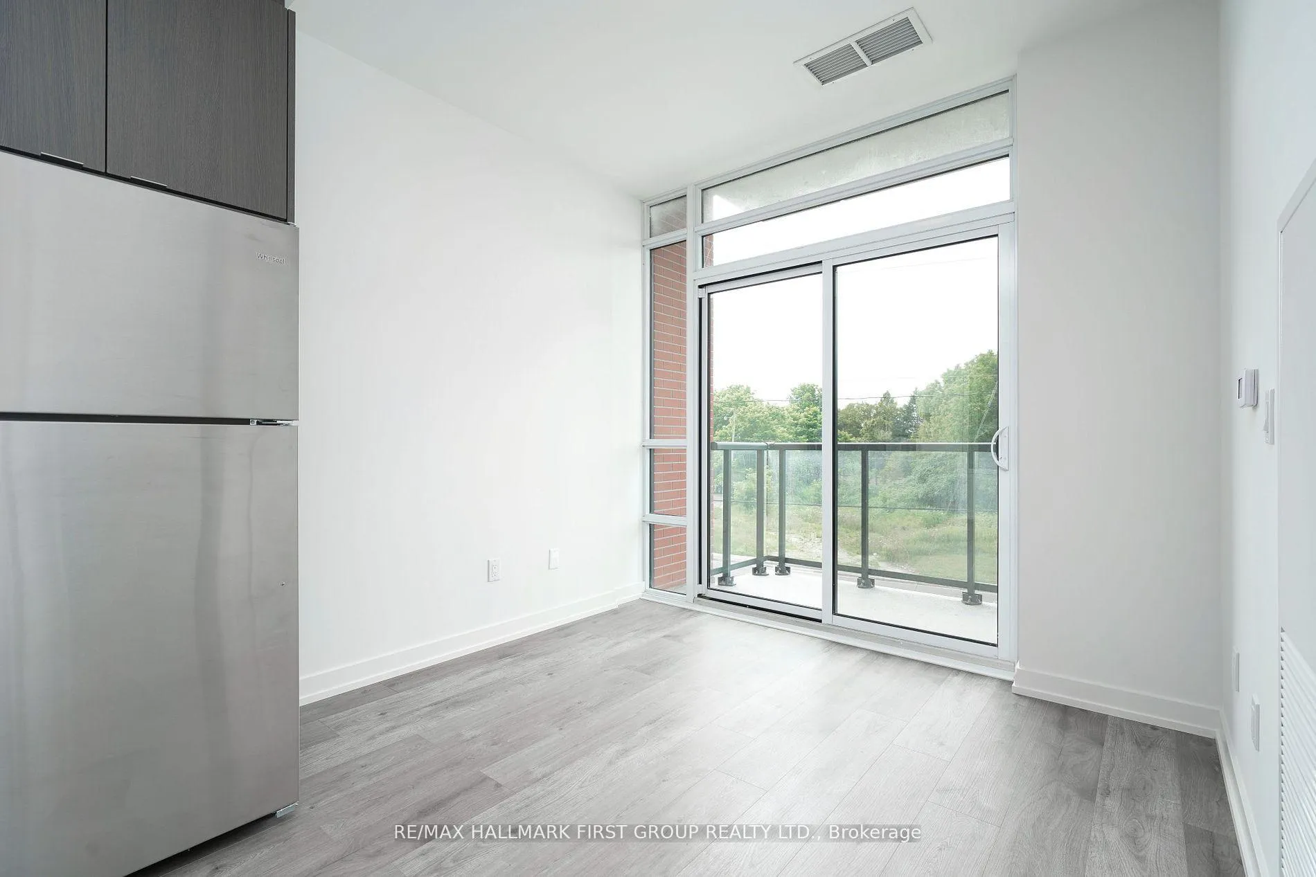 Photo 9 of Unit 216, 1010 Dundas Street E, Whitby, Pringle Creek — HOMEH