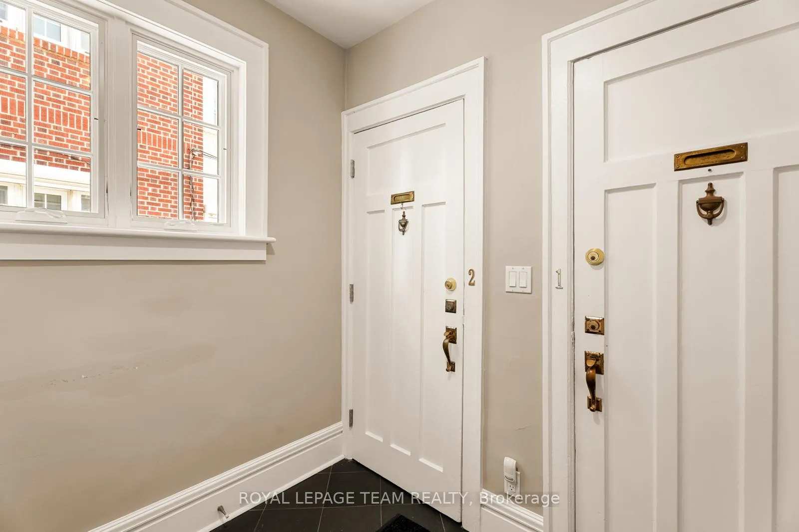 Photo 4 of 228 Rideau Terrace, Ottawa, Lindenlea — HOMEH