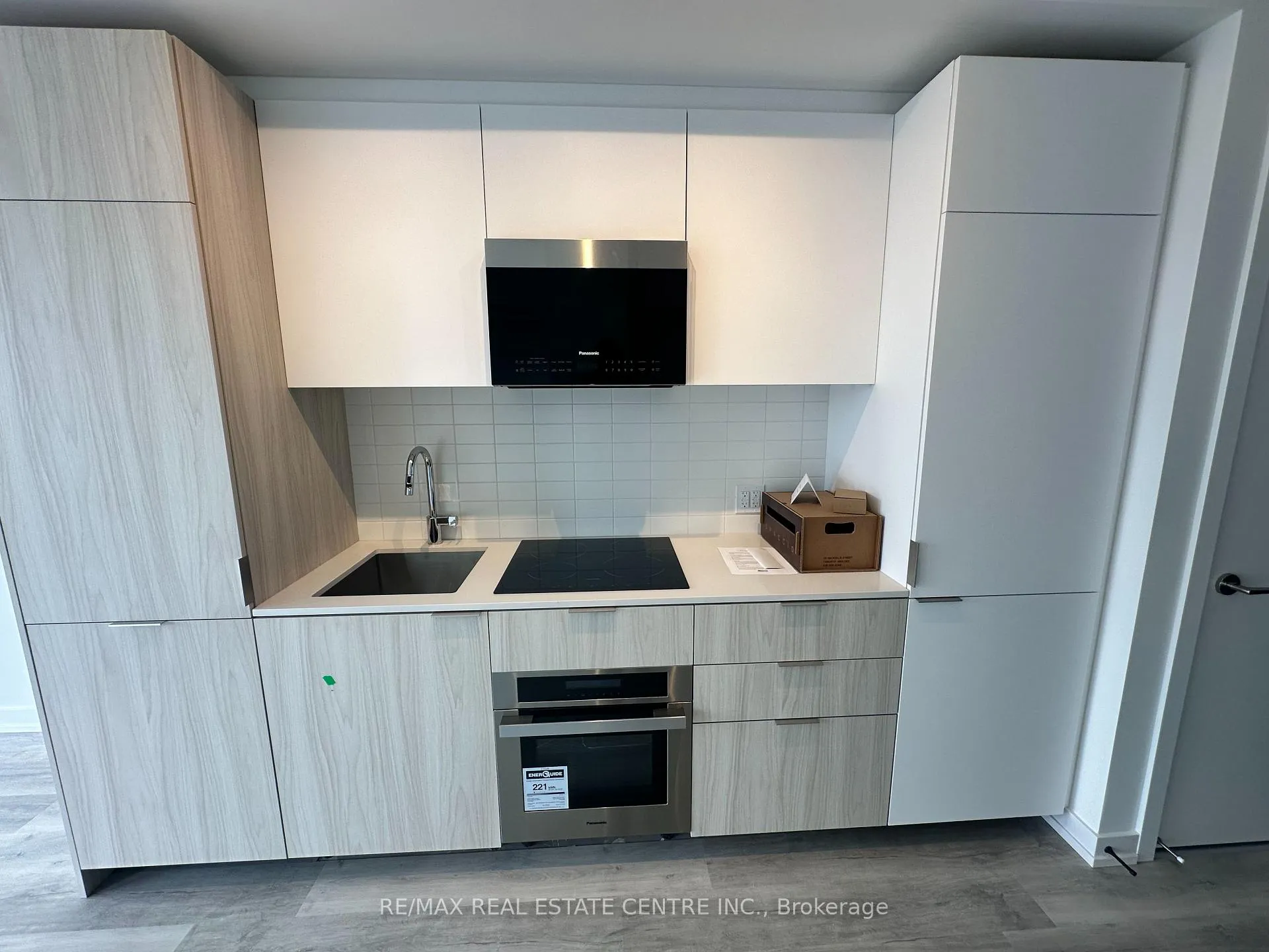 Photo 10 of Unit 513, 28 Eastern Avenue, Toronto, Moss Park — HOMEH