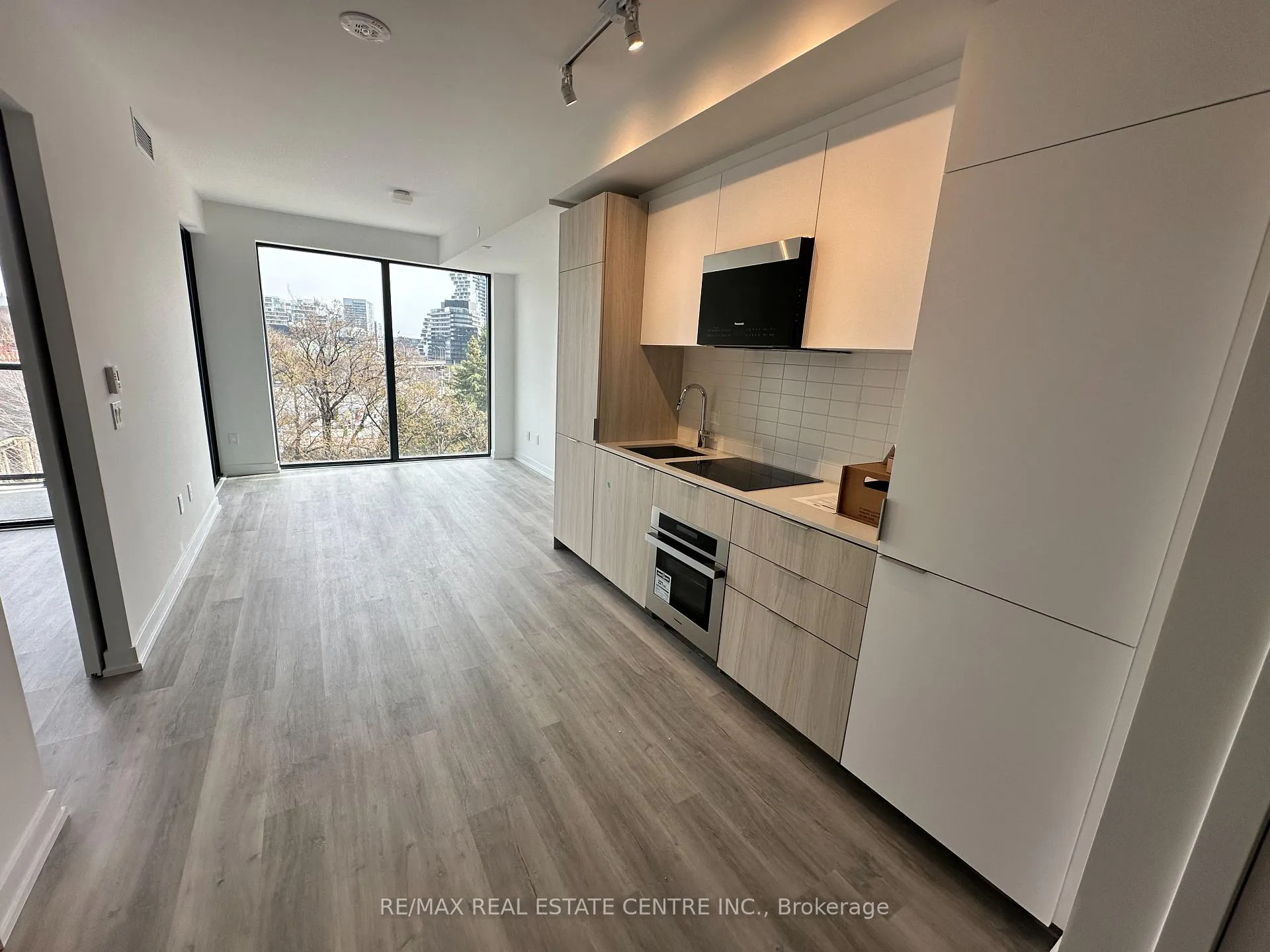 Photo 16 of Unit 513, 28 Eastern Avenue, Toronto, Moss Park — HOMEH